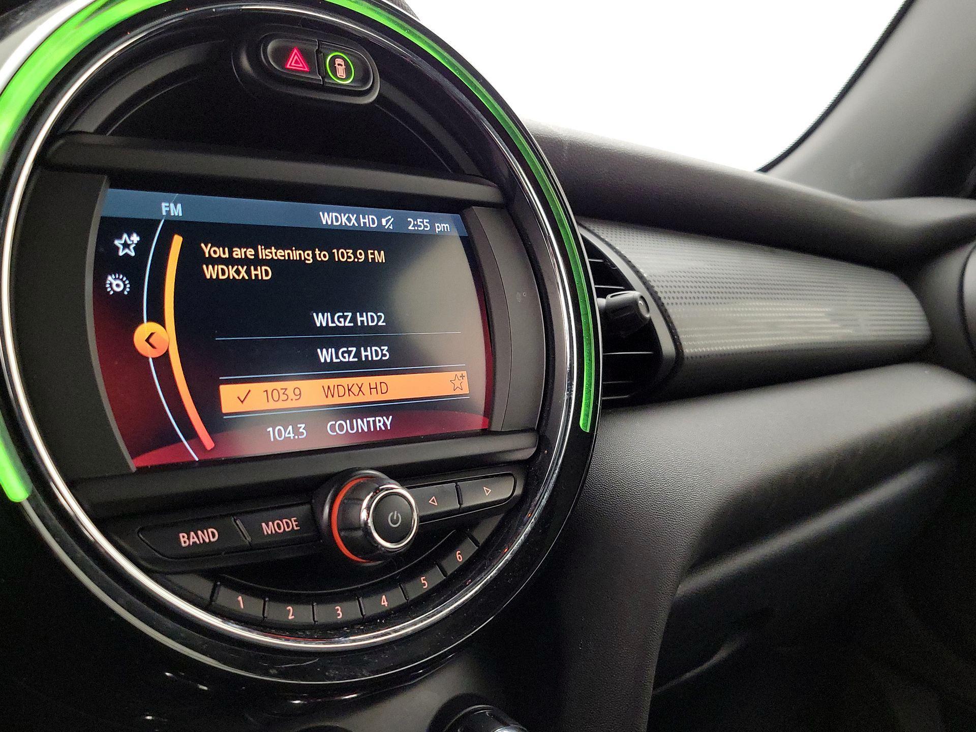 Thumbnail: 2021 MINI Cooper Hardtop - 15