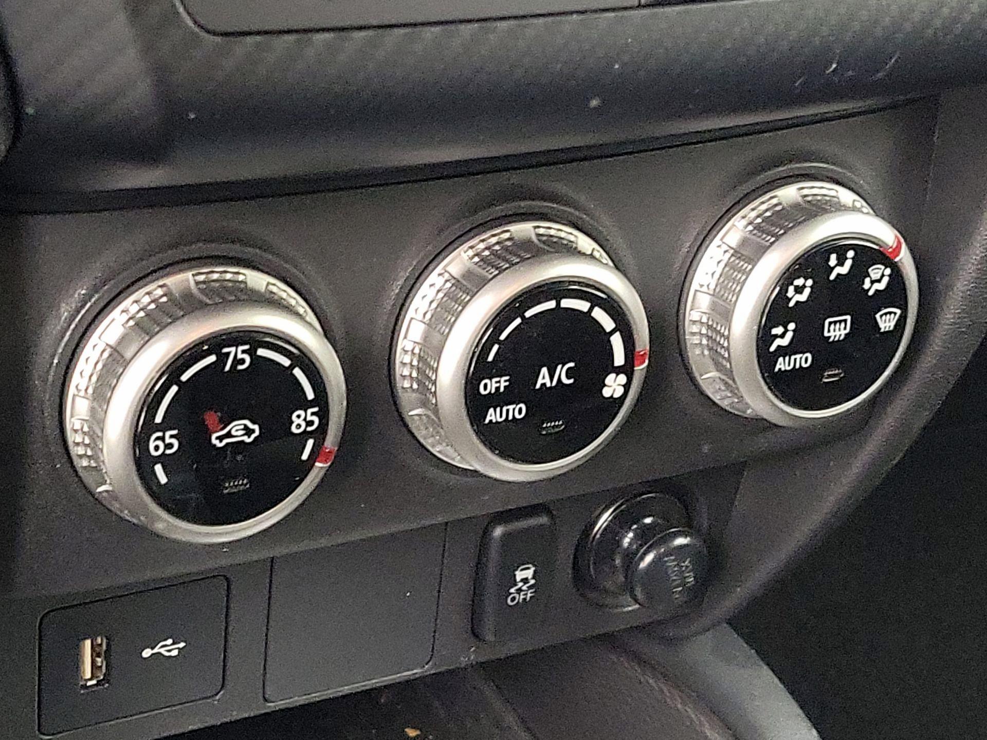 Thumbnail: 2023 Mitsubishi Outlander Sport - 16