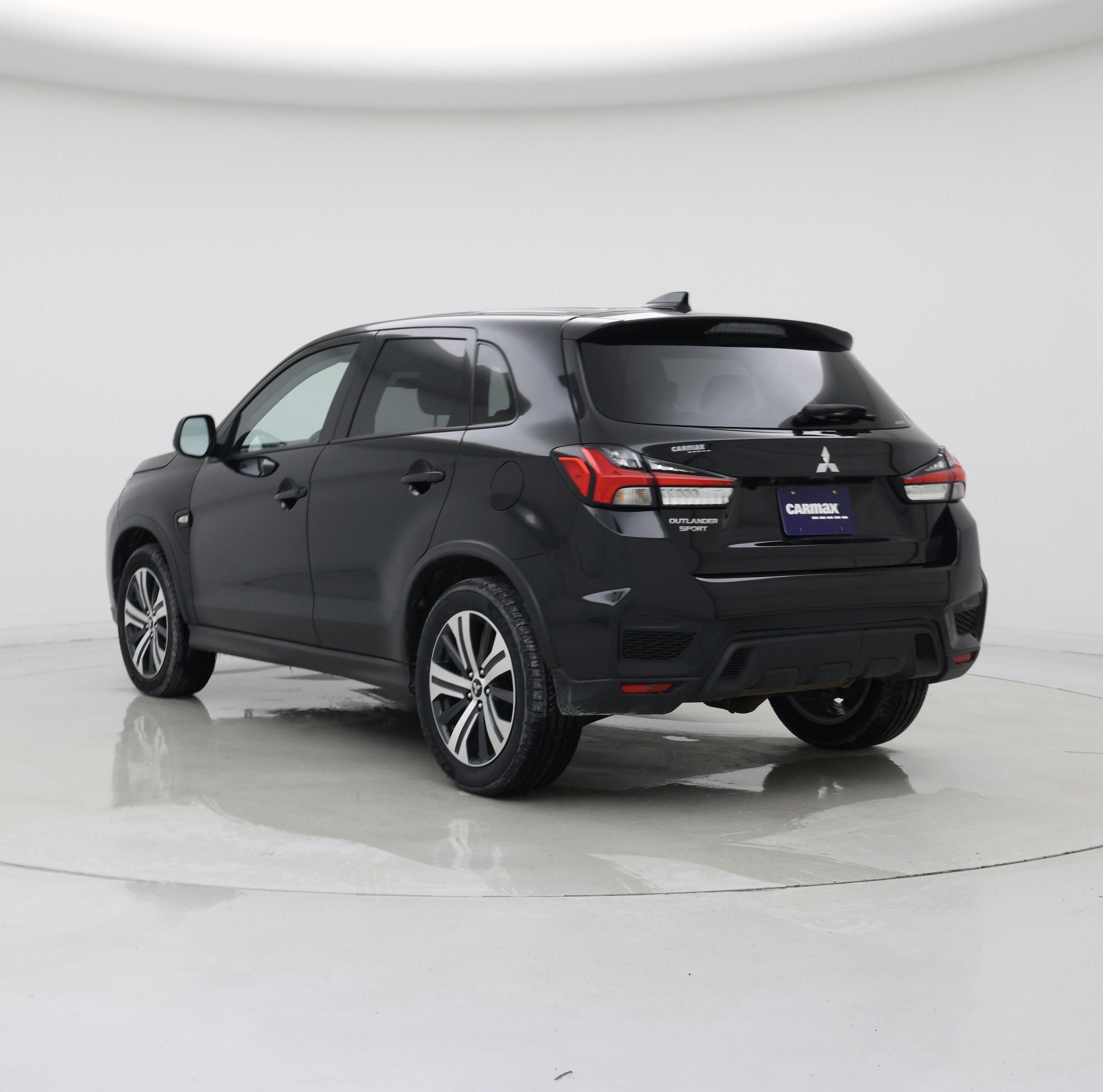 Thumbnail: 2023 Mitsubishi Outlander Sport - 2