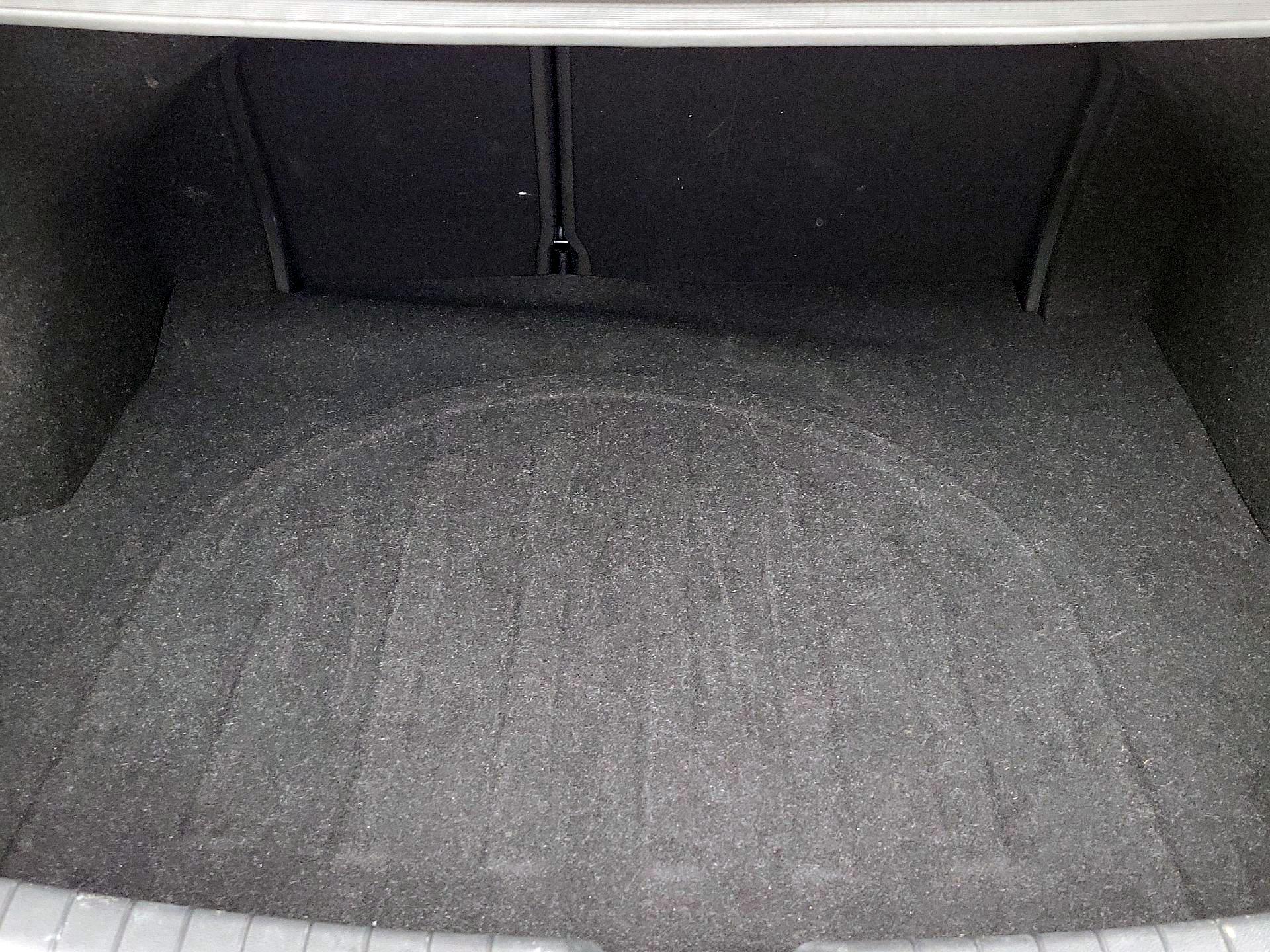 Thumbnail: 2018 Hyundai Elantra - 20