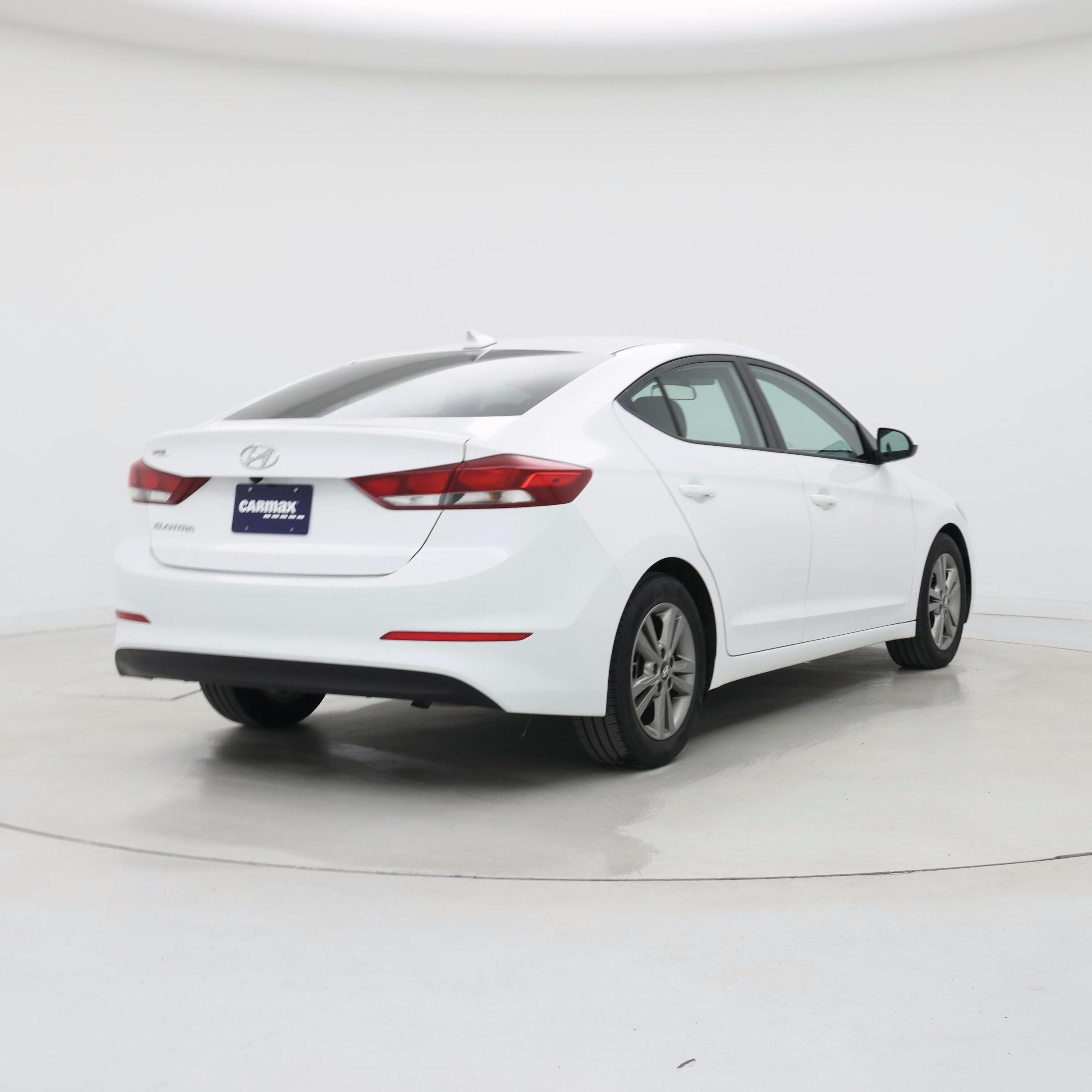 Thumbnail: 2018 Hyundai Elantra - 8