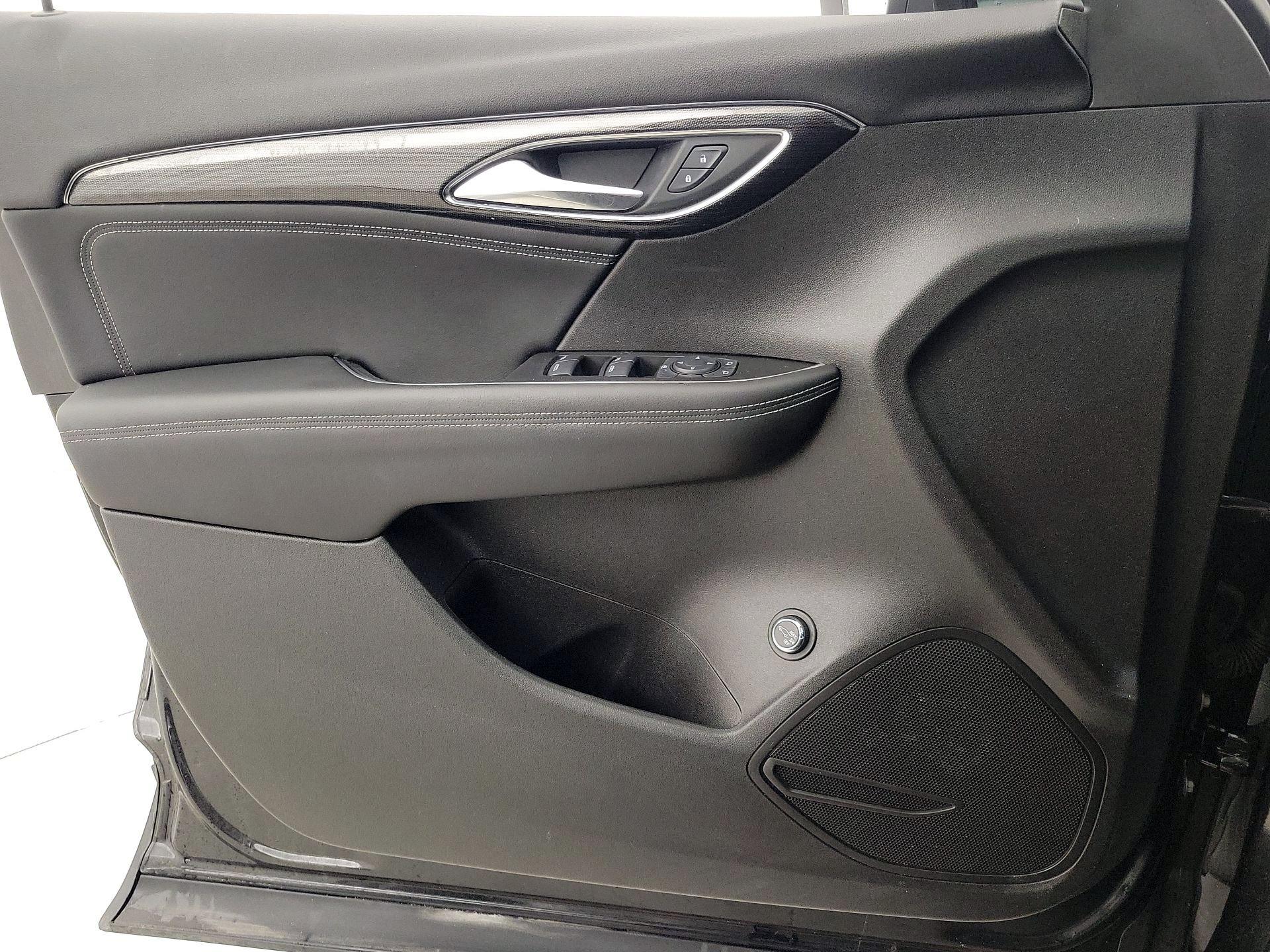 Thumbnail: 2022 Buick Envision - 12