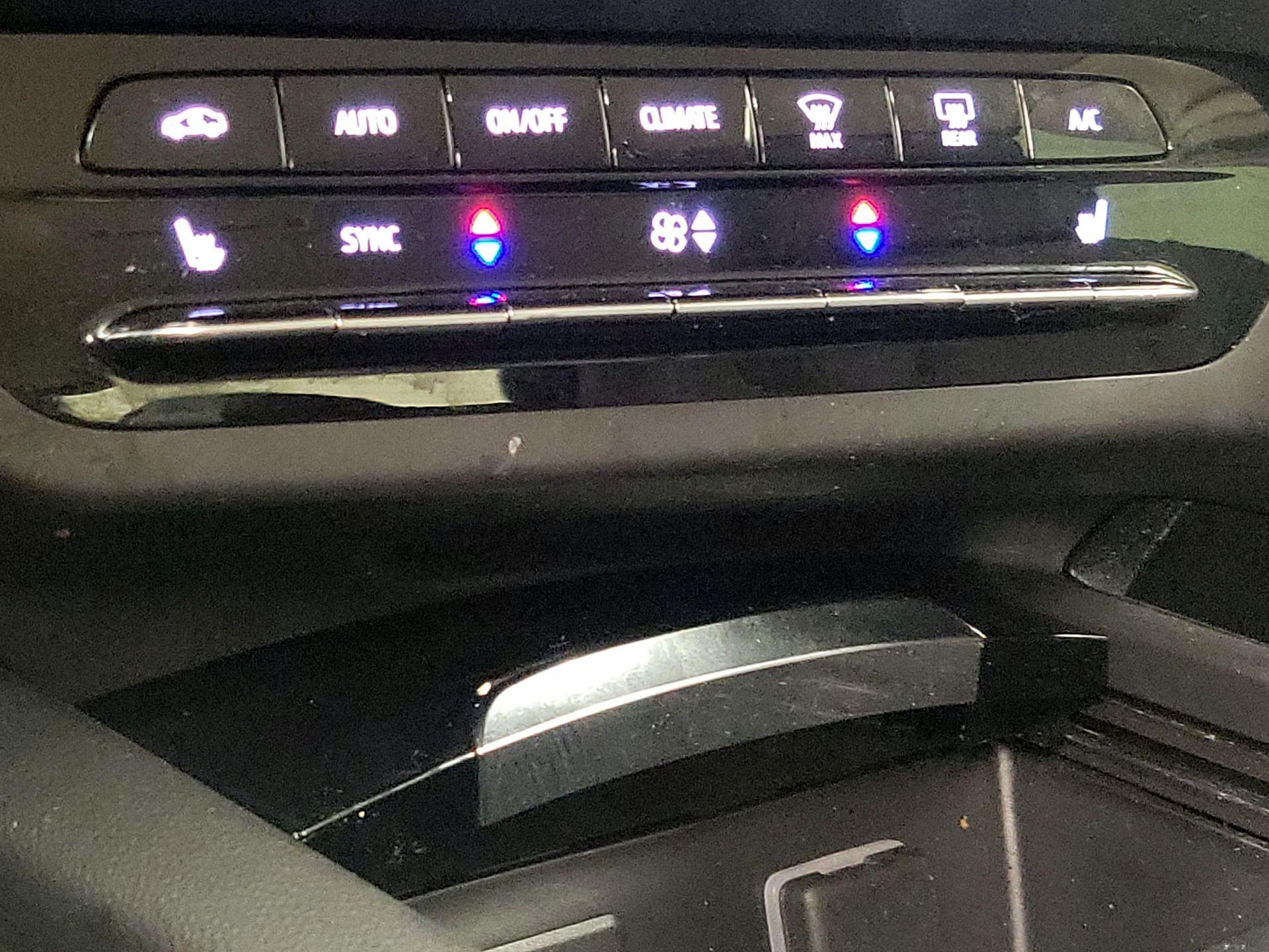 Thumbnail: 2022 Buick Envision - 16