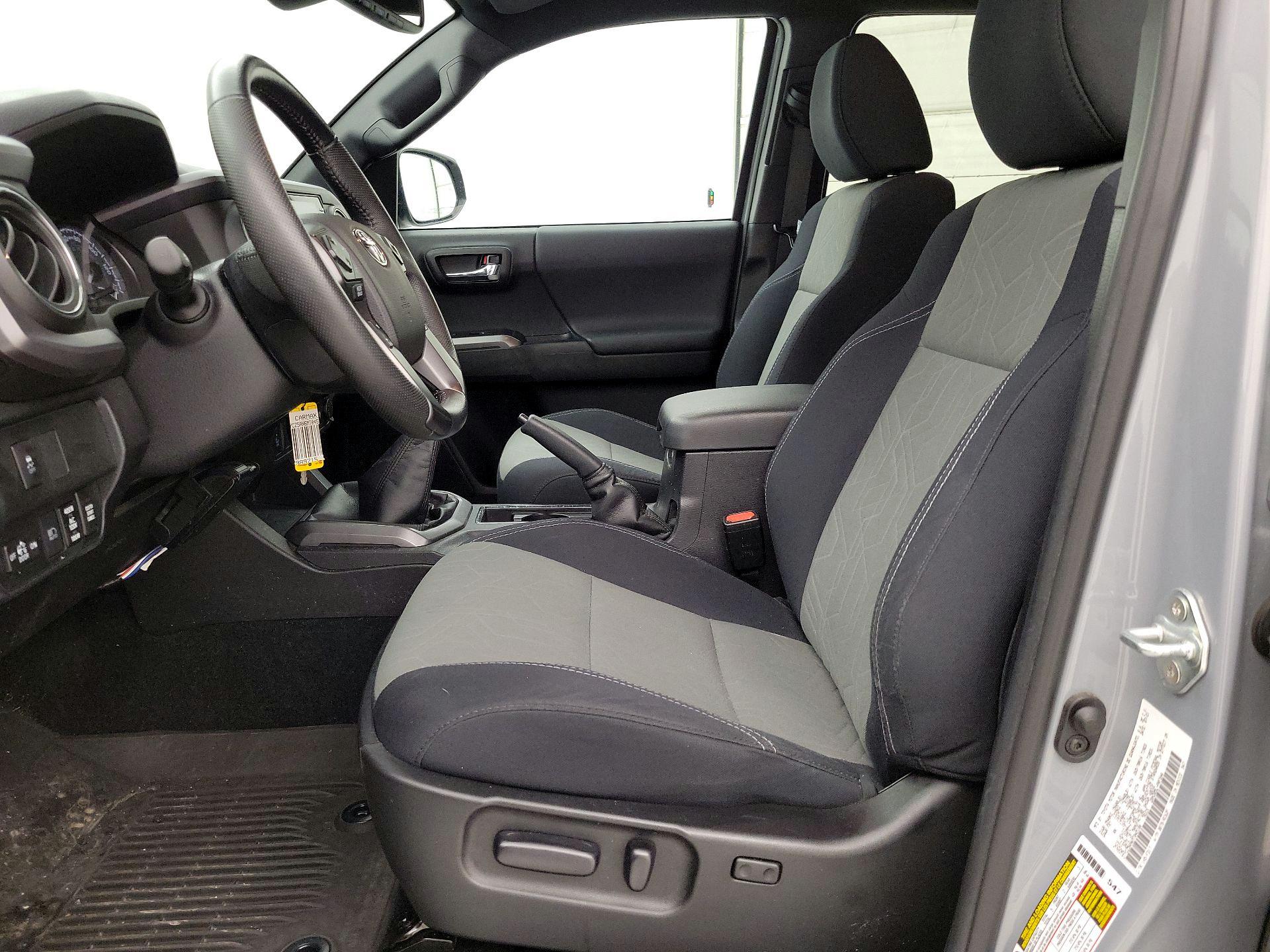 Thumbnail: 2021 Toyota Tacoma - 11