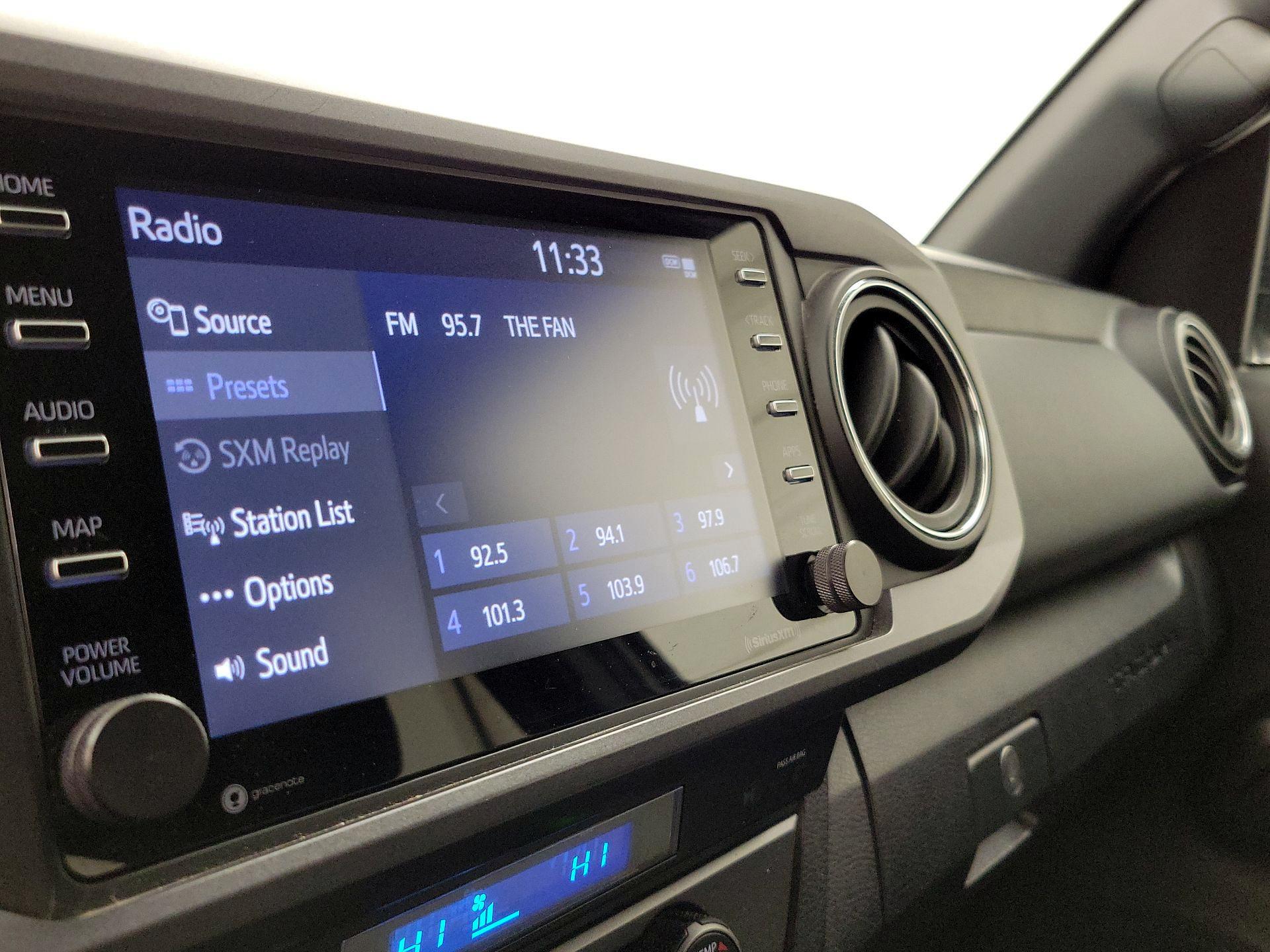 Thumbnail: 2021 Toyota Tacoma - 15