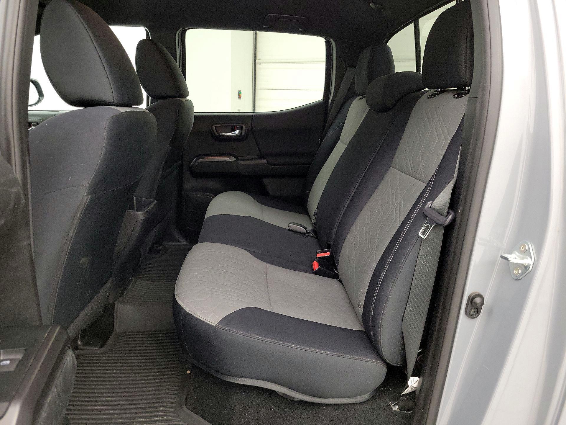 Thumbnail: 2021 Toyota Tacoma - 19