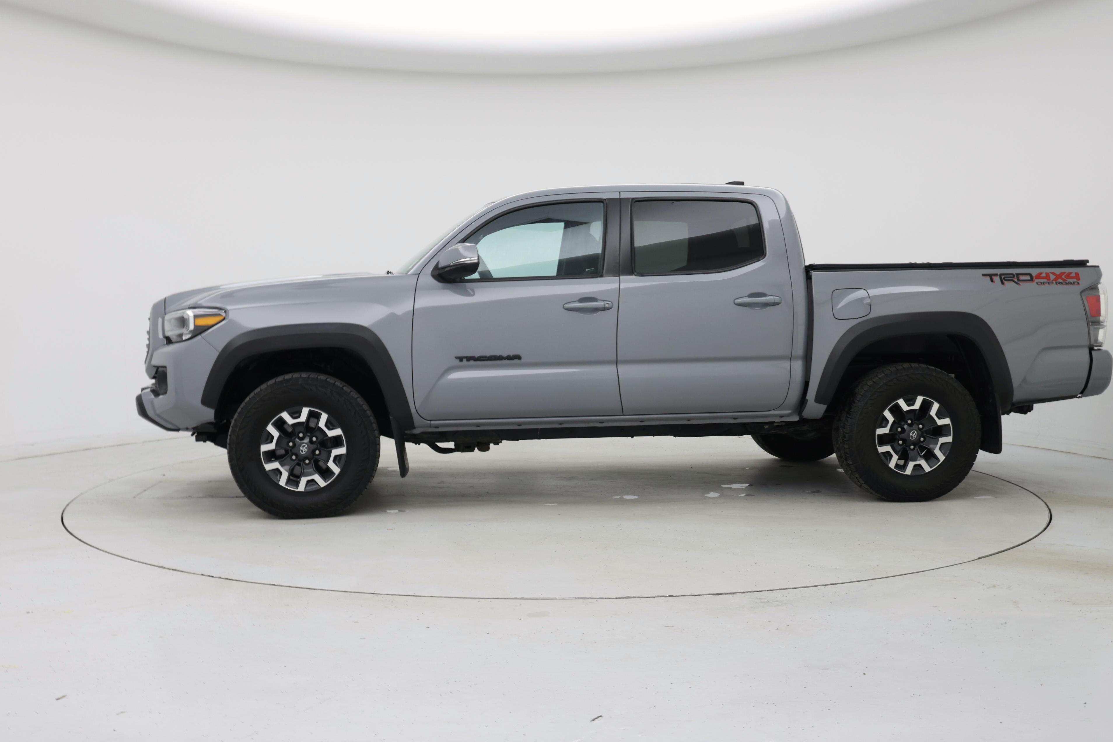 Thumbnail: 2021 Toyota Tacoma - 3
