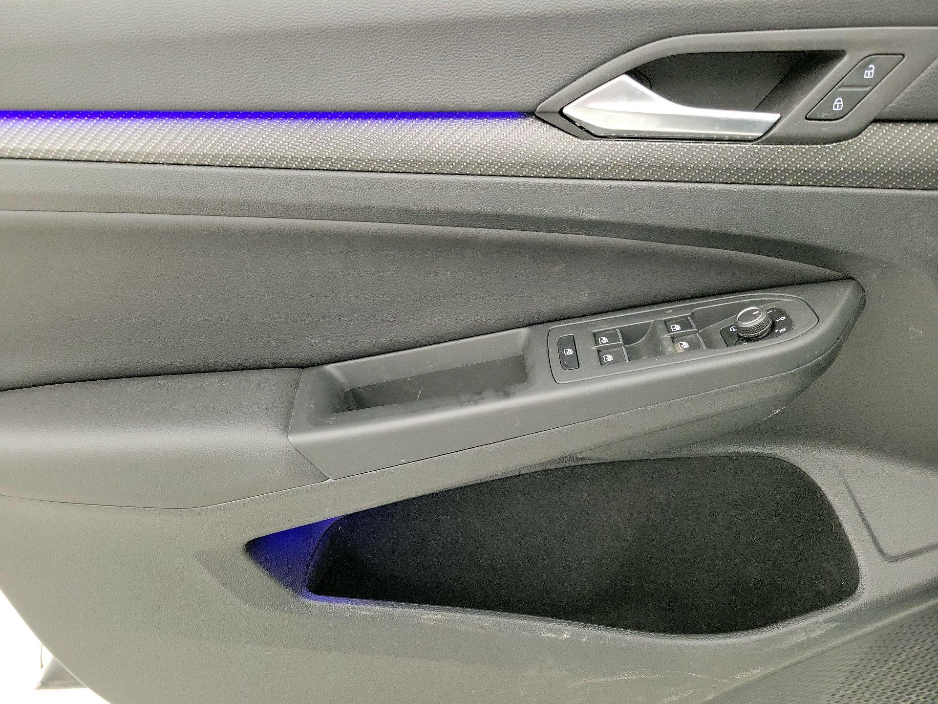 Thumbnail: 2024 Volkswagen Golf - 12