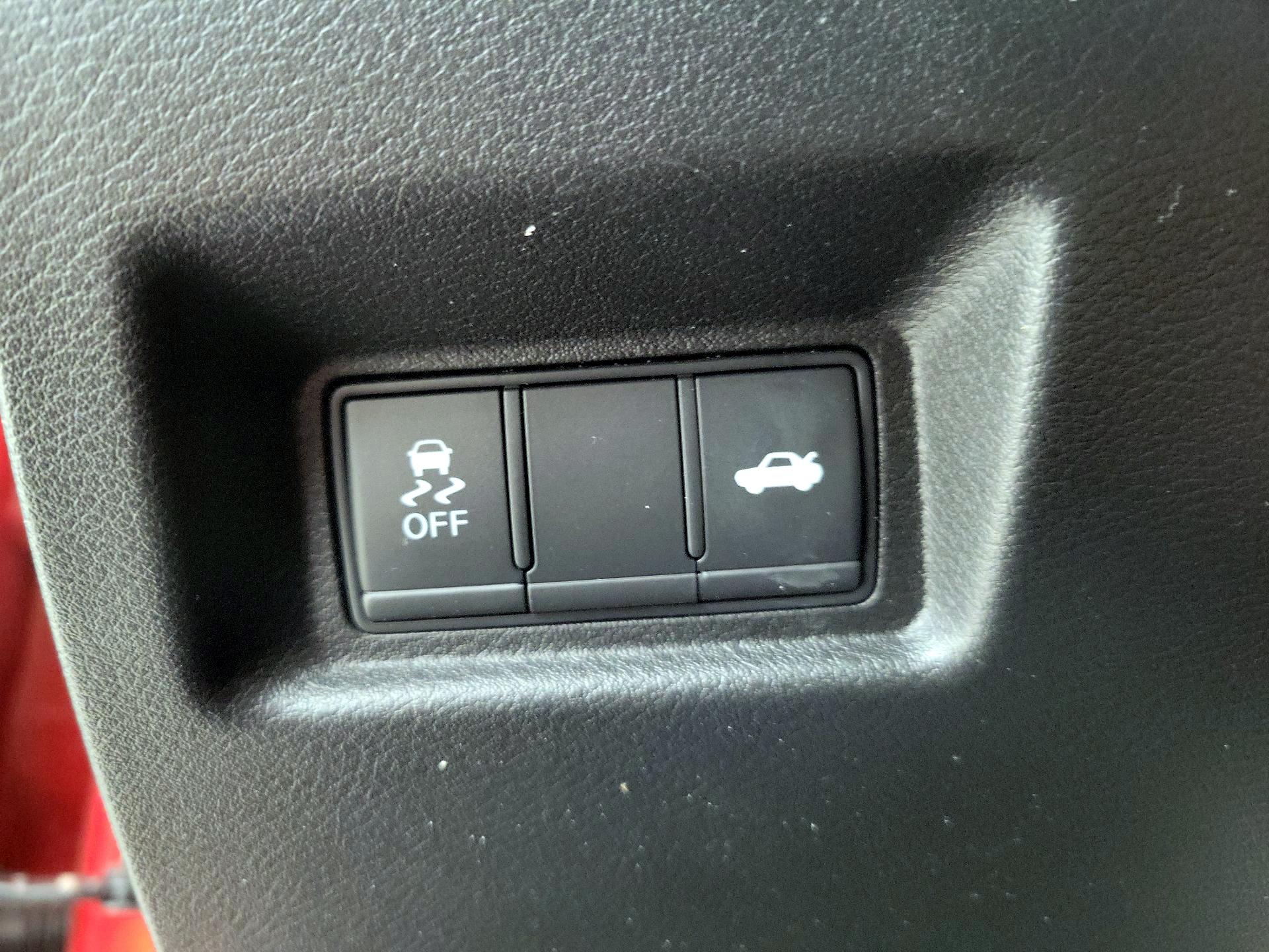 Thumbnail: 2019 INFINITI  - 13