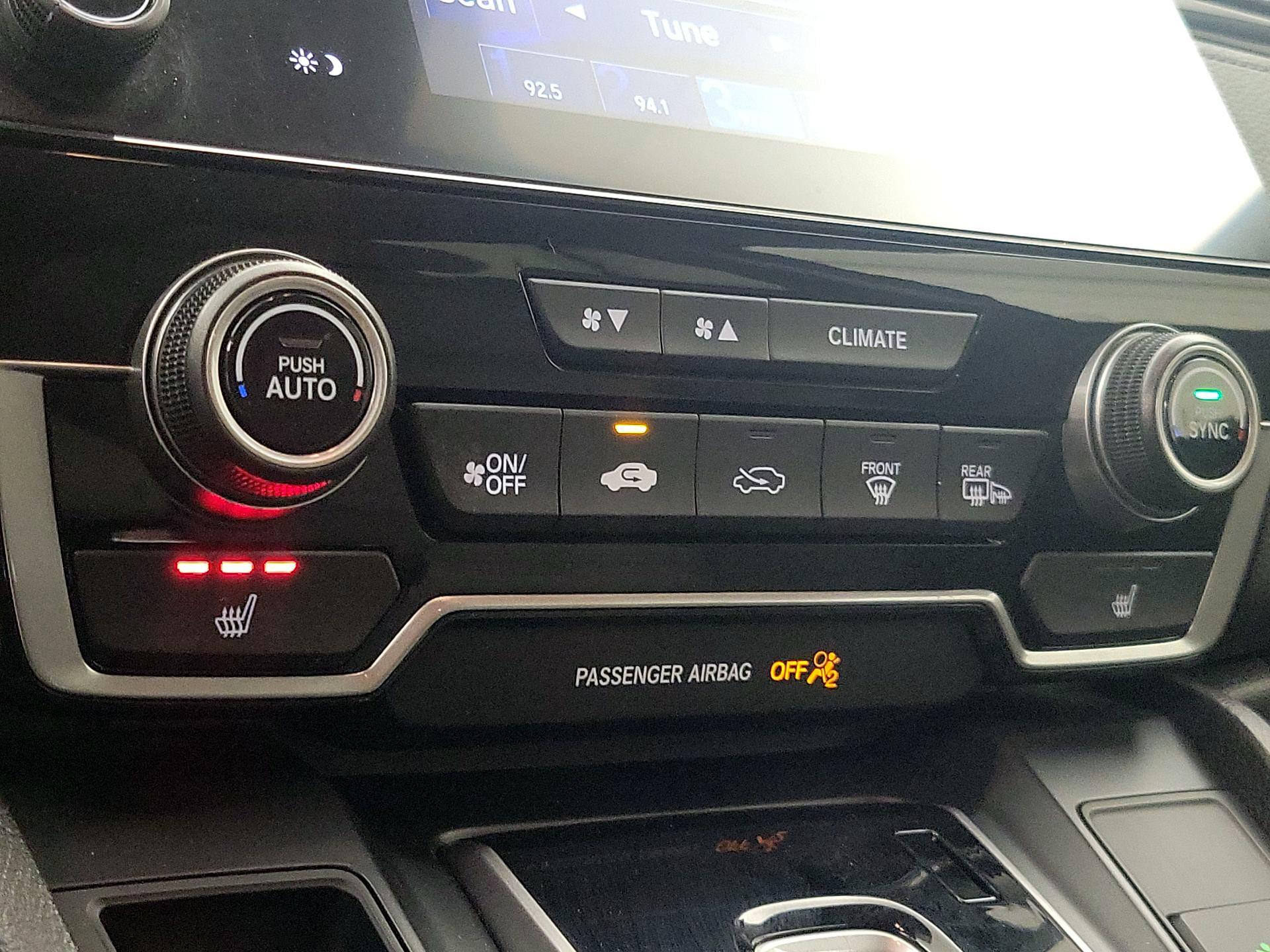 Thumbnail: 2018 Honda CR-V - 16