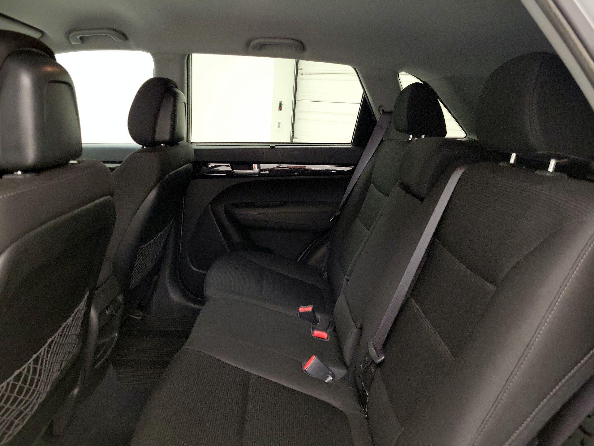 Thumbnail: 2014 Kia Sorento - 19