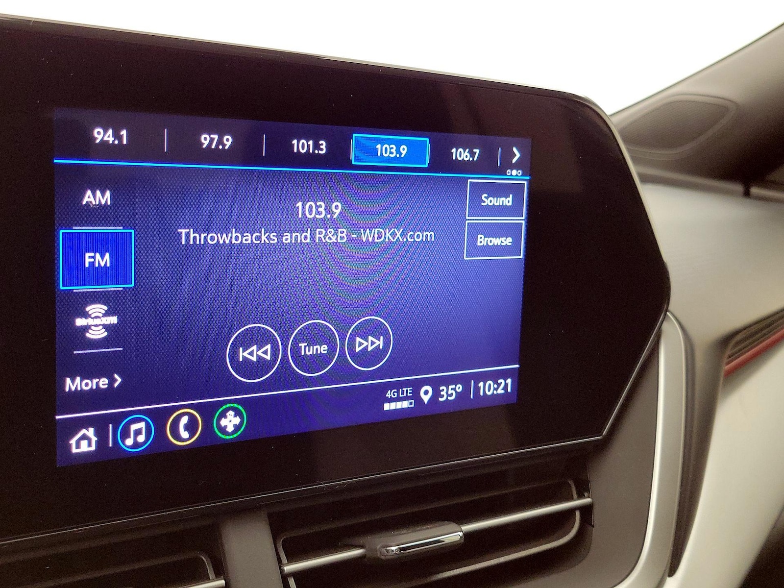 2024 Chevrolet Trax RS - Photo 16
