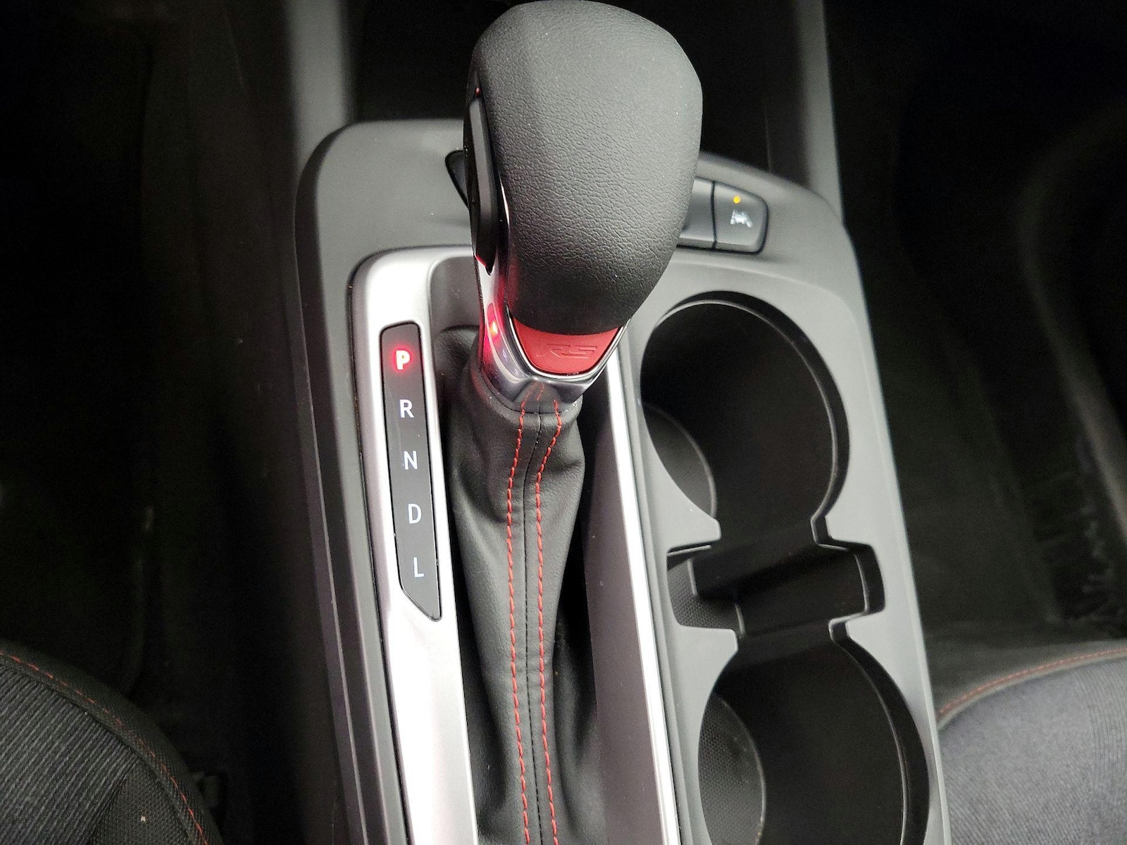 2024 Chevrolet Trax RS - Photo 18