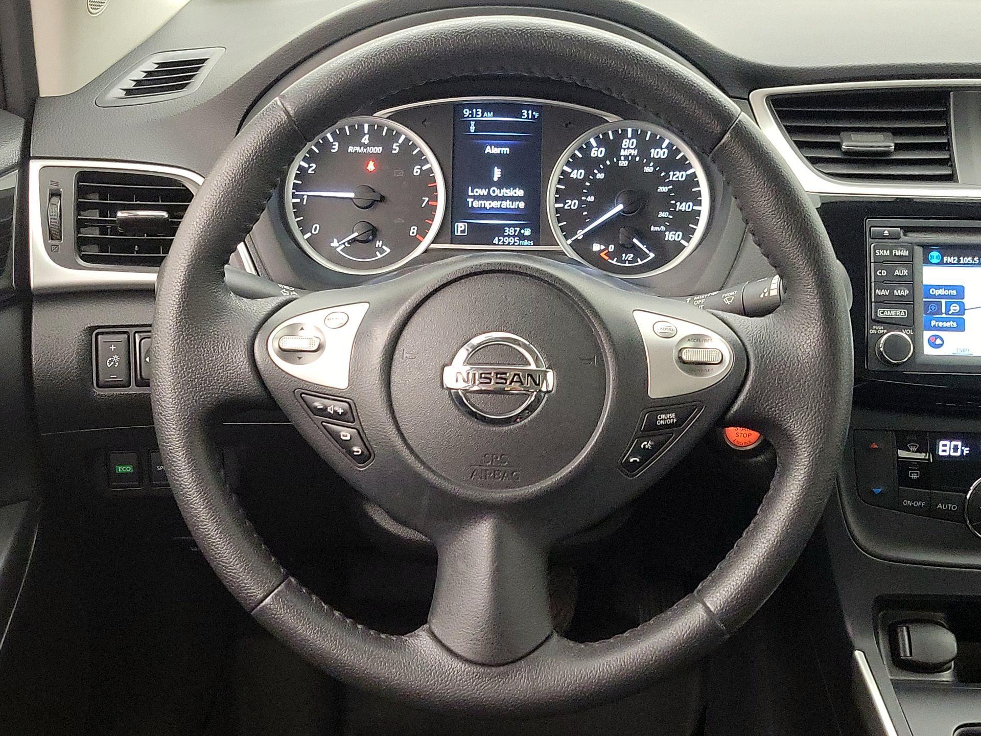 Thumbnail: 2018 Nissan Sentra - 10