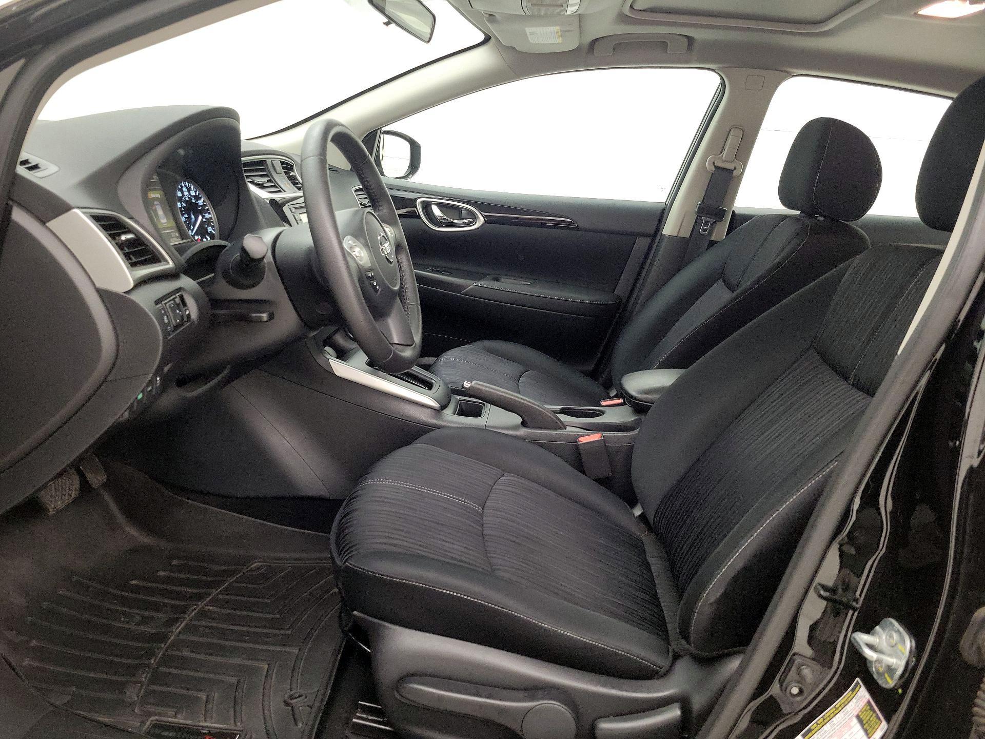 Thumbnail: 2018 Nissan Sentra - 11