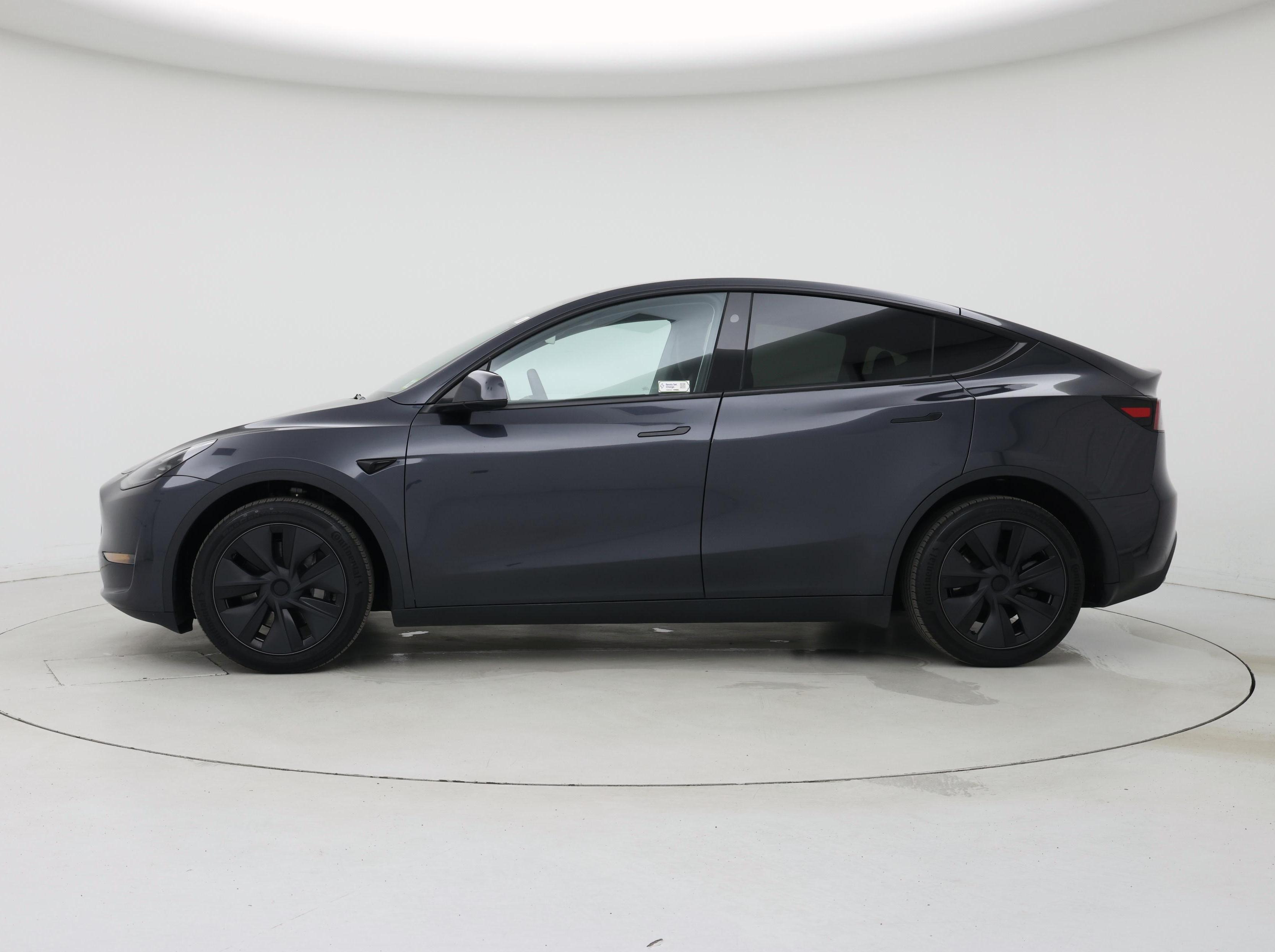 Thumbnail: 2025 Tesla Model Y - 3