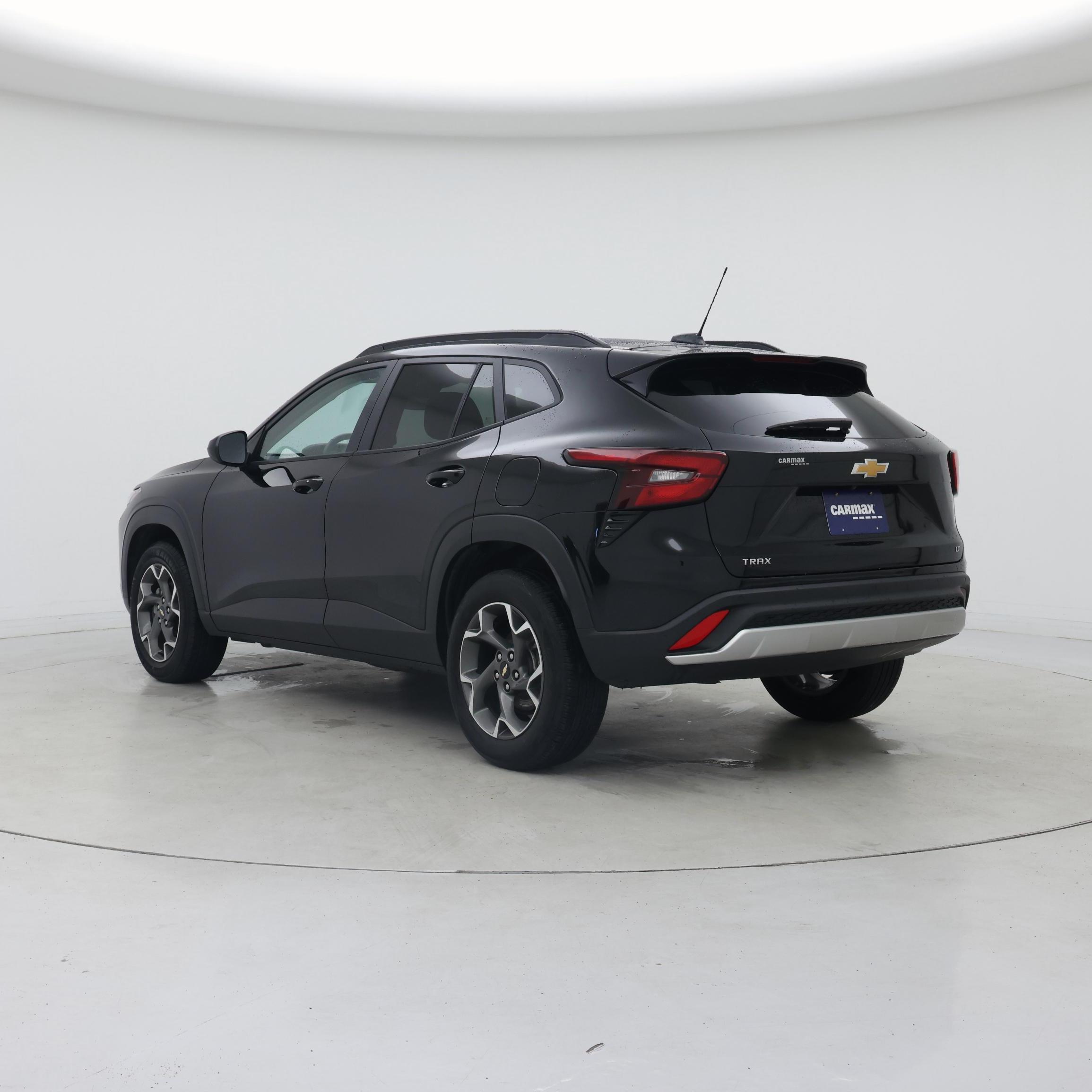 Thumbnail: 2025 Chevrolet Trax - 2