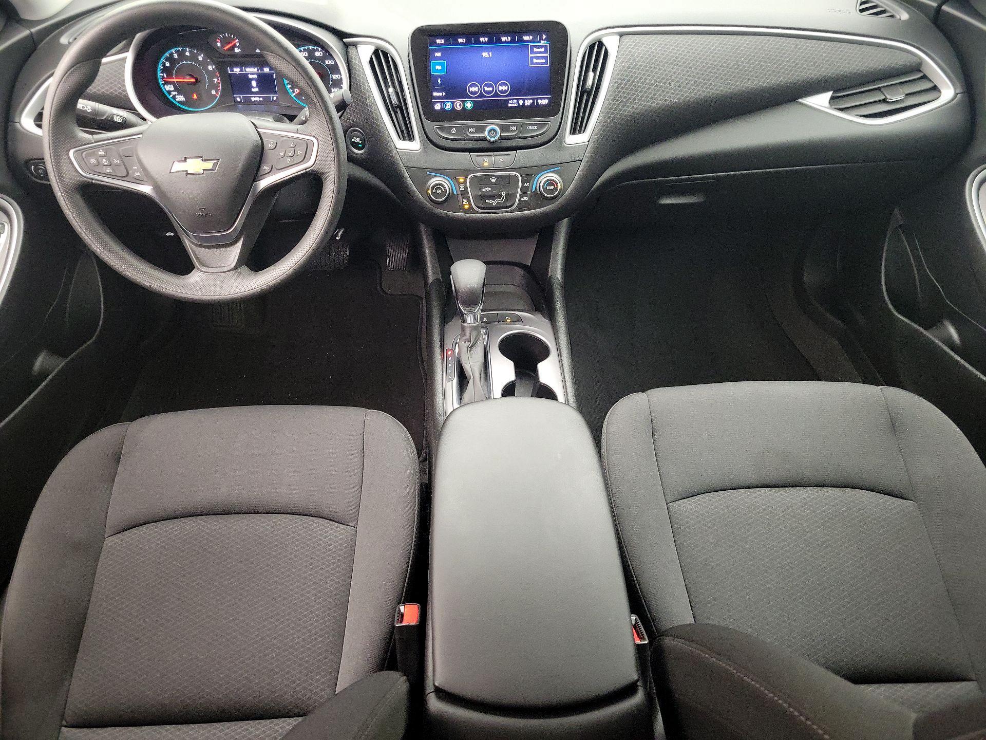 Thumbnail: 2024 Chevrolet Malibu - 9