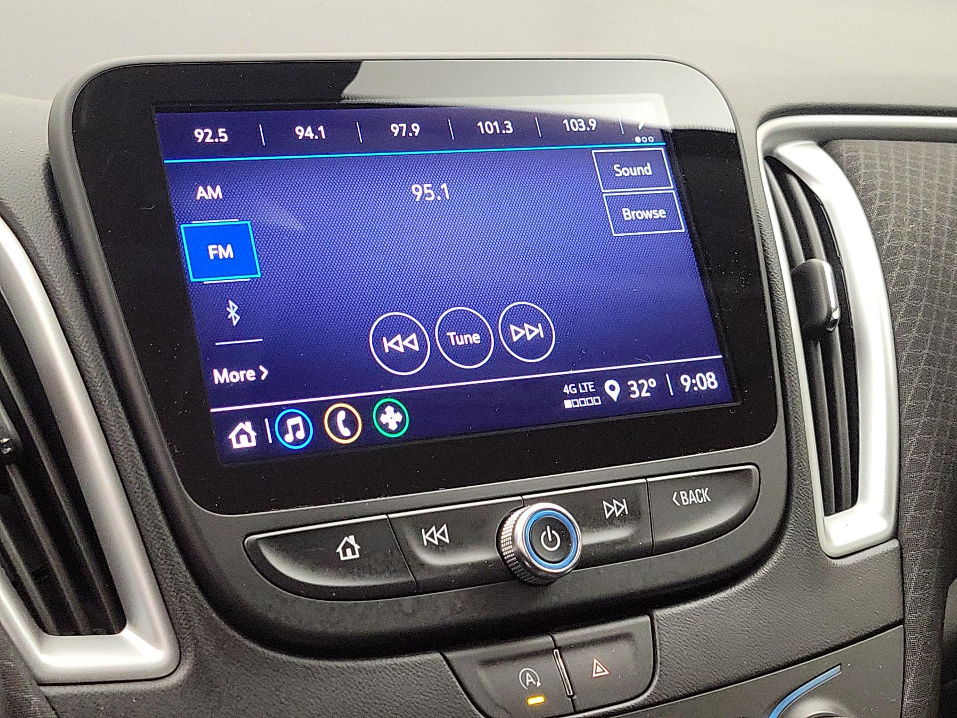 Thumbnail: 2024 Chevrolet Malibu - 15