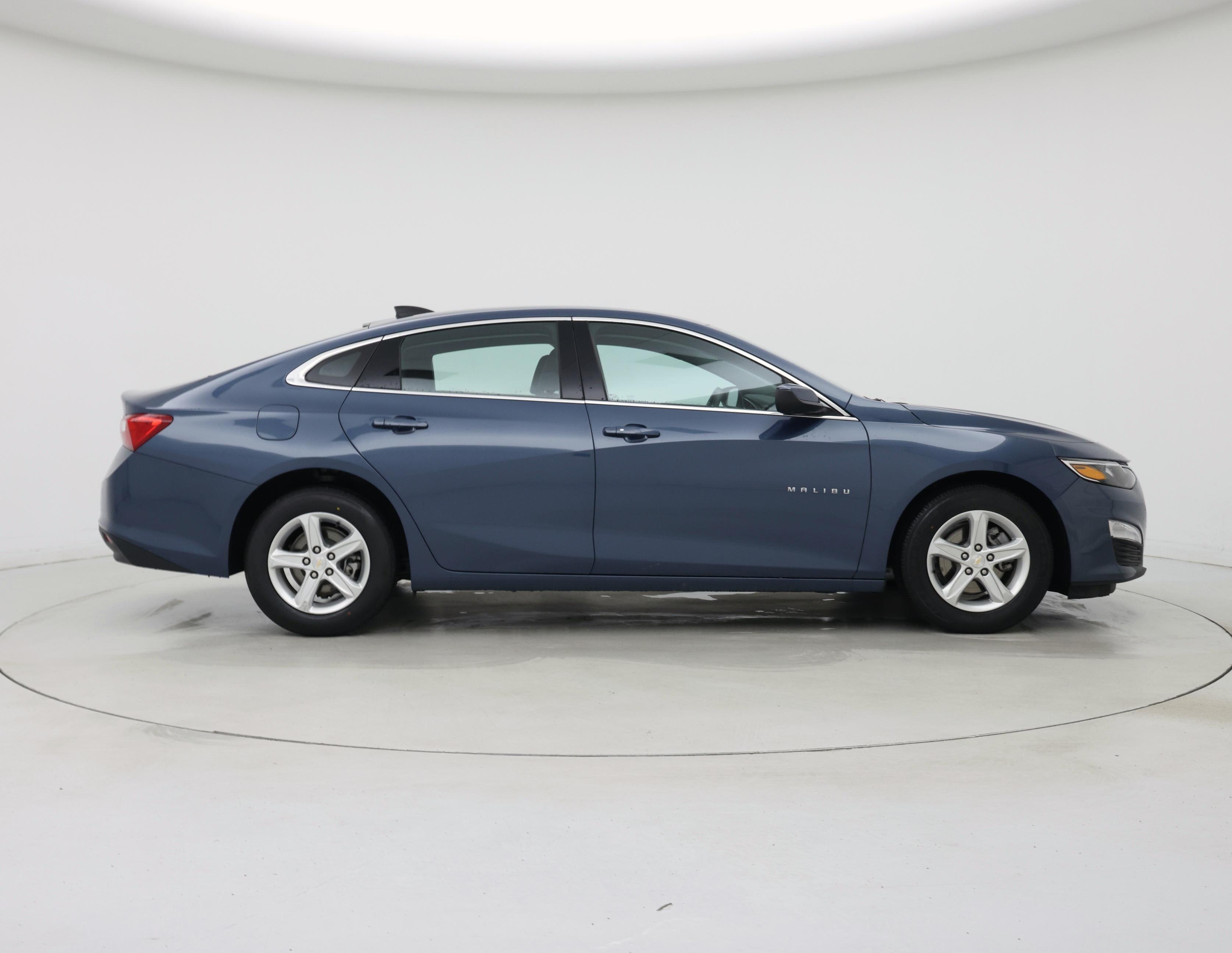 Thumbnail: 2024 Chevrolet Malibu - 7