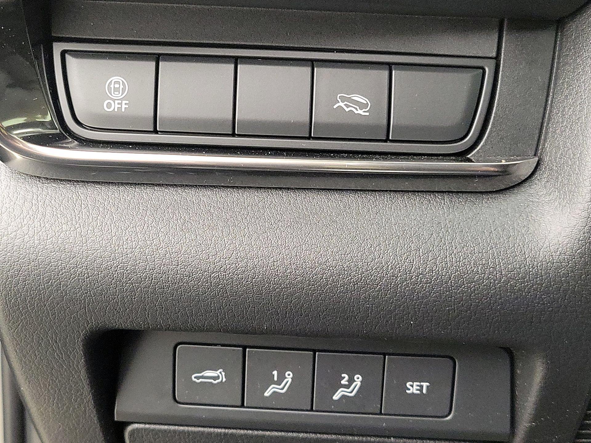 Thumbnail: 2023 Mazda CX-30 - 13