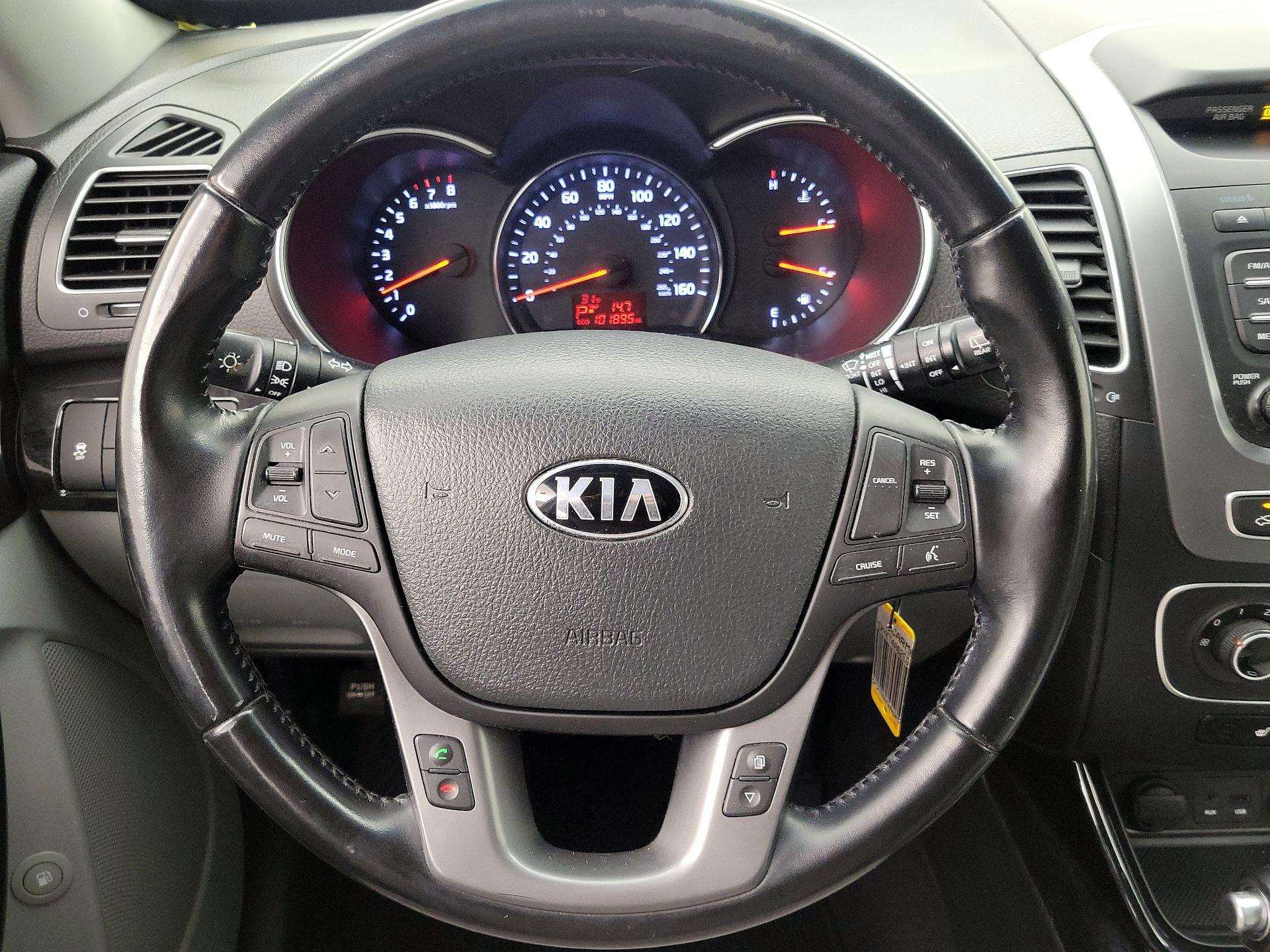 Thumbnail: 2014 Kia Sorento - 10