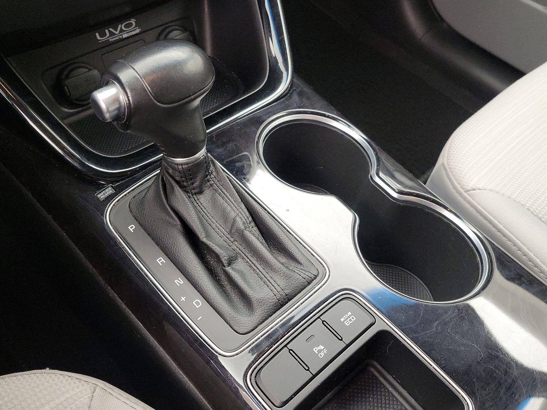 Thumbnail: 2014 Kia Sorento - 17