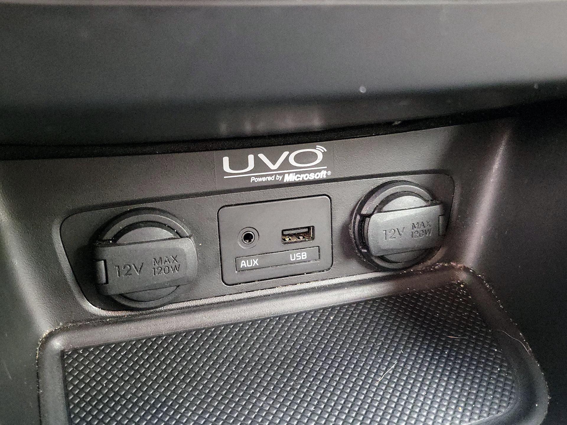 Thumbnail: 2014 Kia Sorento - 18