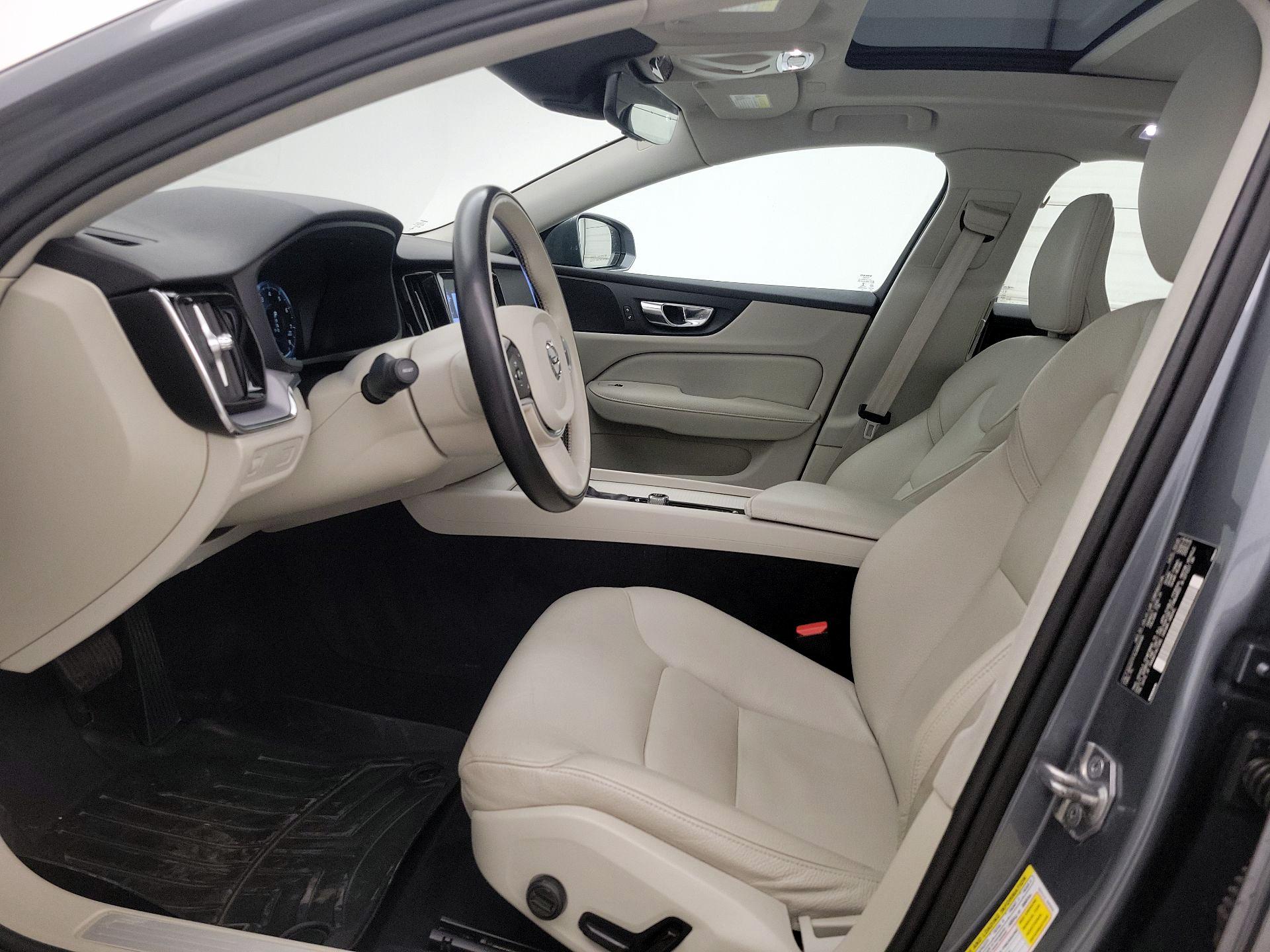 Thumbnail: 2020 Volvo S60 - 11