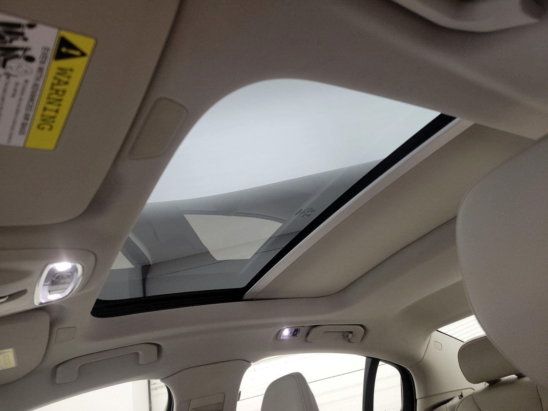 Thumbnail: 2020 Volvo S60 - 20