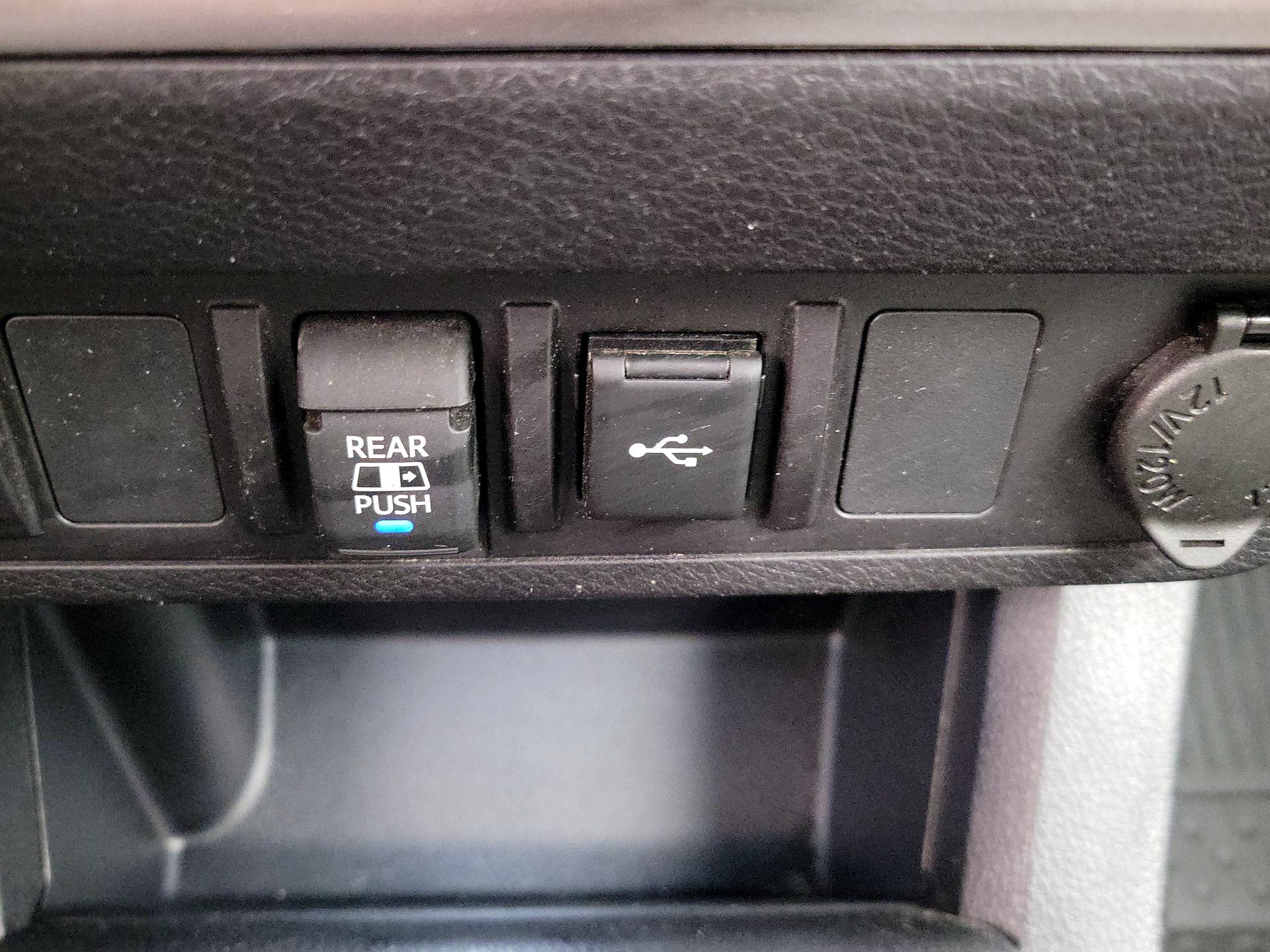 Thumbnail: 2023 Toyota Tacoma - 18