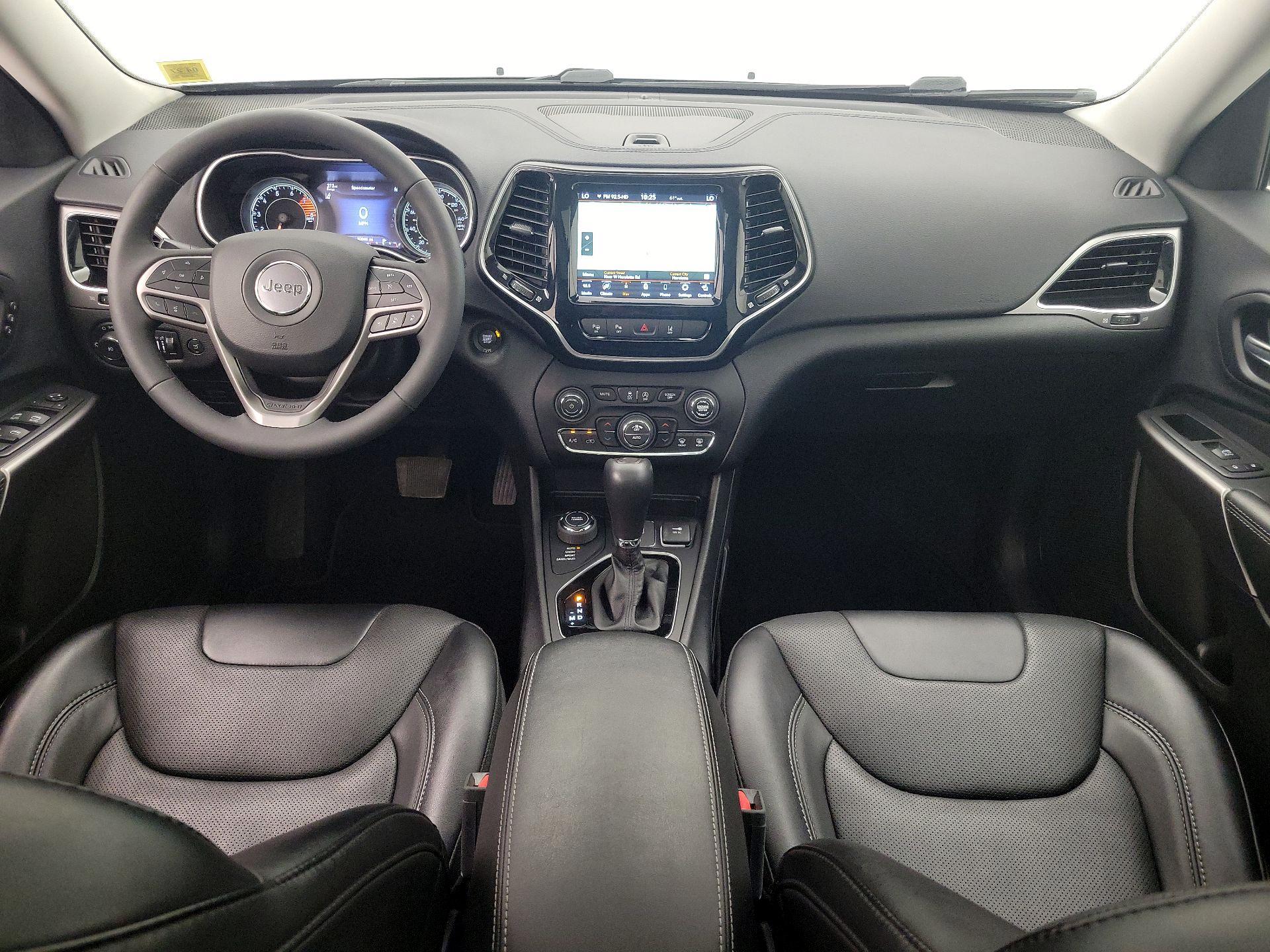 Thumbnail: 2022 Jeep Cherokee - 9