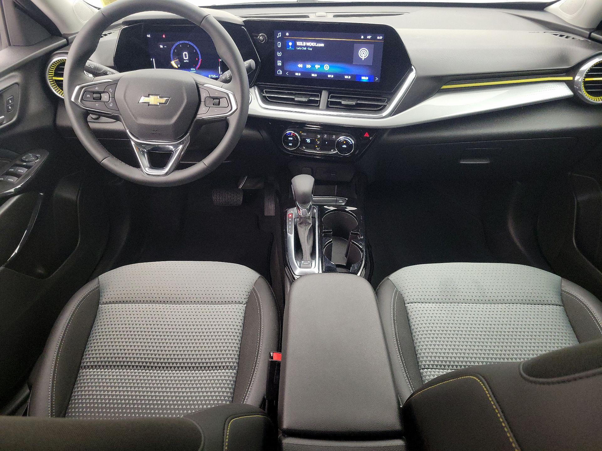 Thumbnail: 2025 Chevrolet Trax - 9