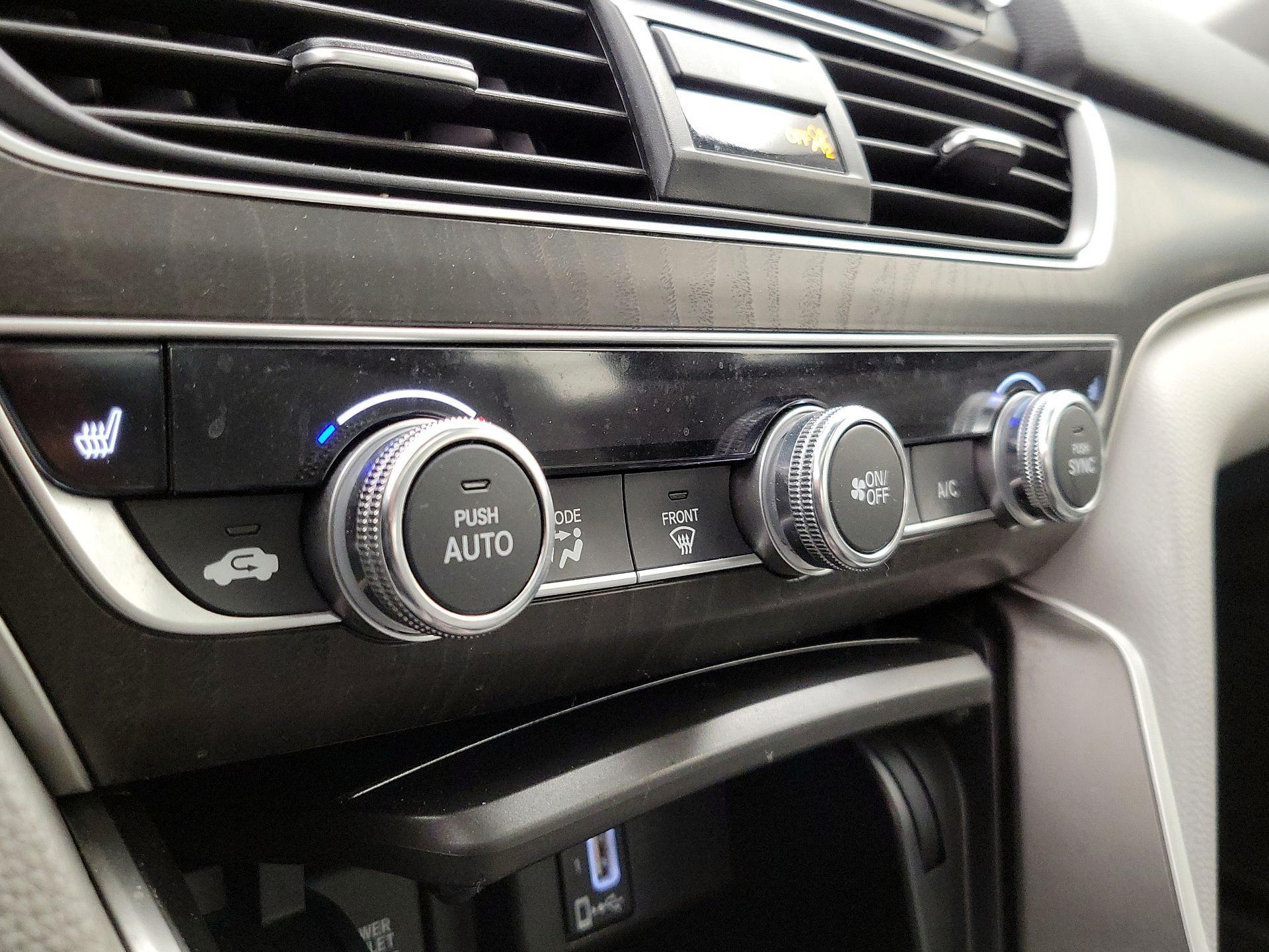 Thumbnail: 2019 Honda Accord - 16