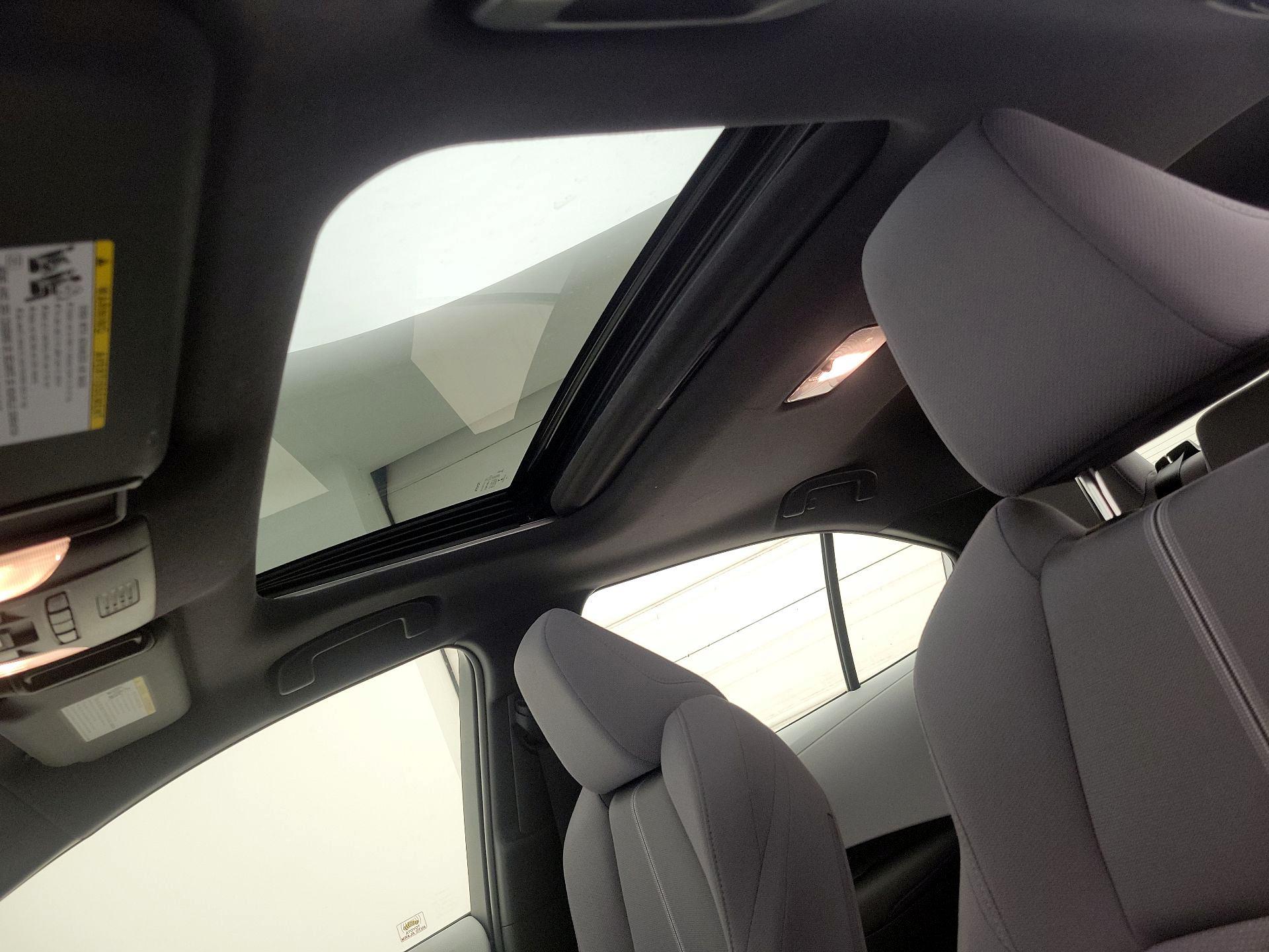 Thumbnail: 2020 Toyota Corolla - 19