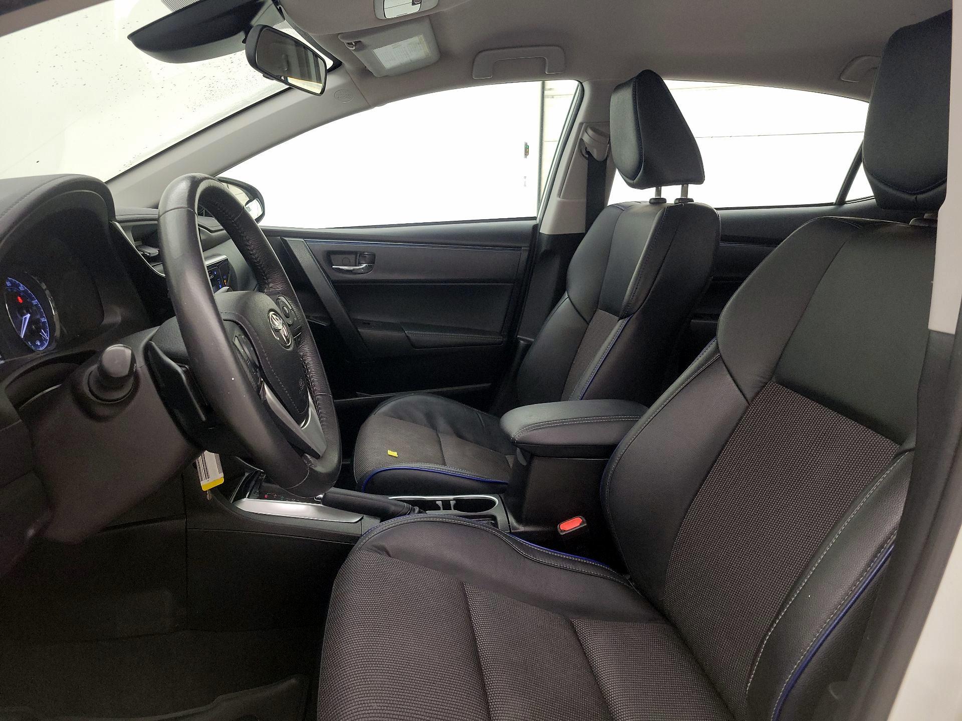 Thumbnail: 2018 Toyota Corolla - 11