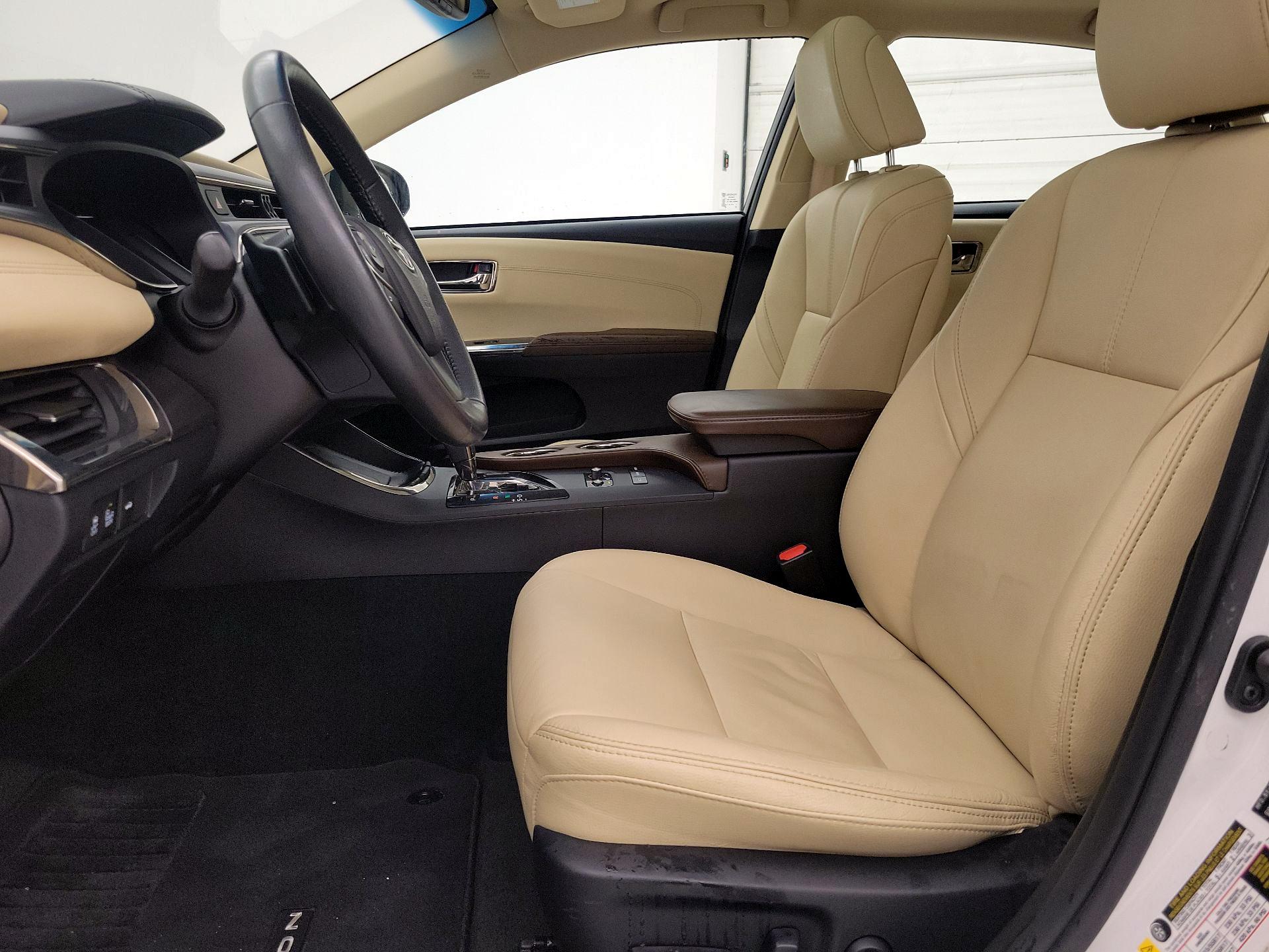 Thumbnail: 2017 Toyota Avalon - 11