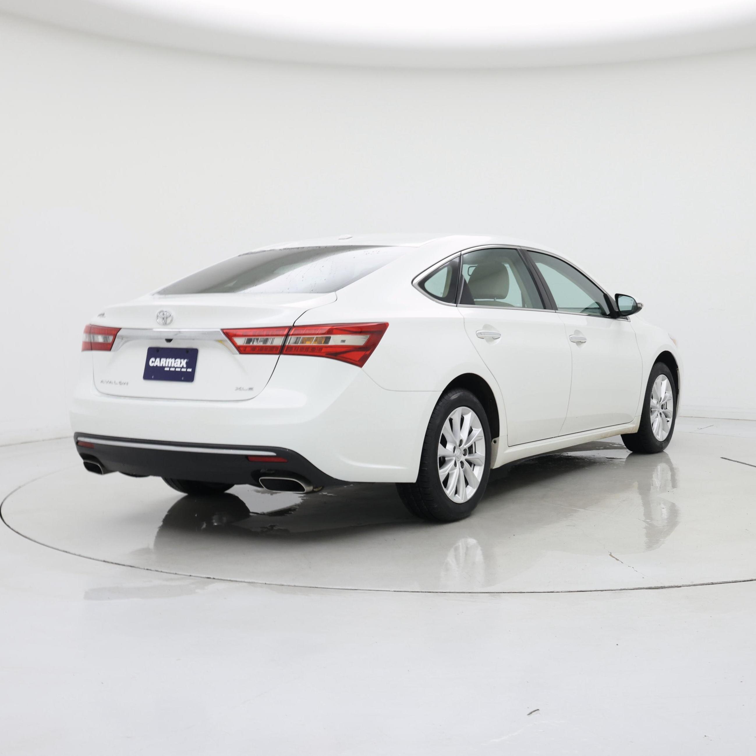 Thumbnail: 2017 Toyota Avalon - 8