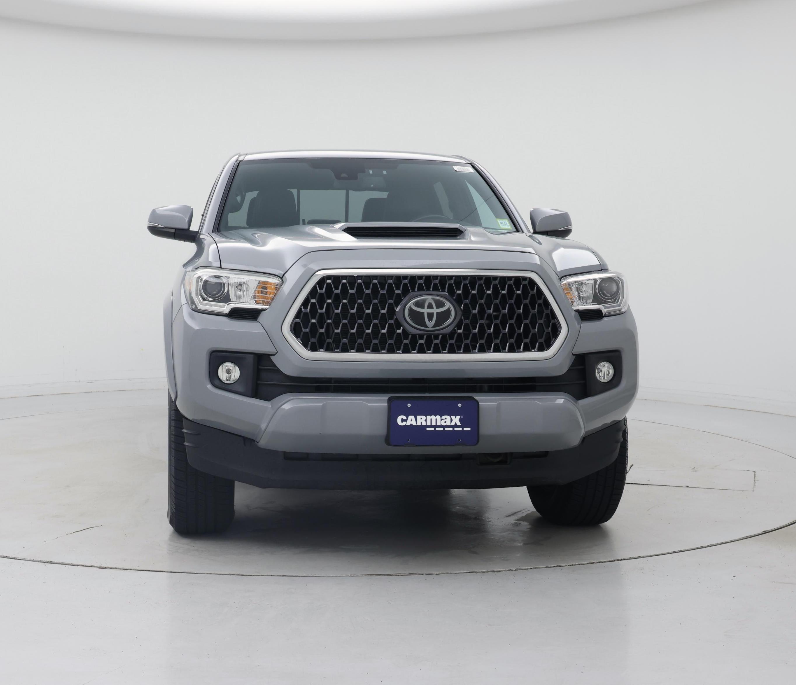 Thumbnail: 2018 Toyota Tacoma - 5