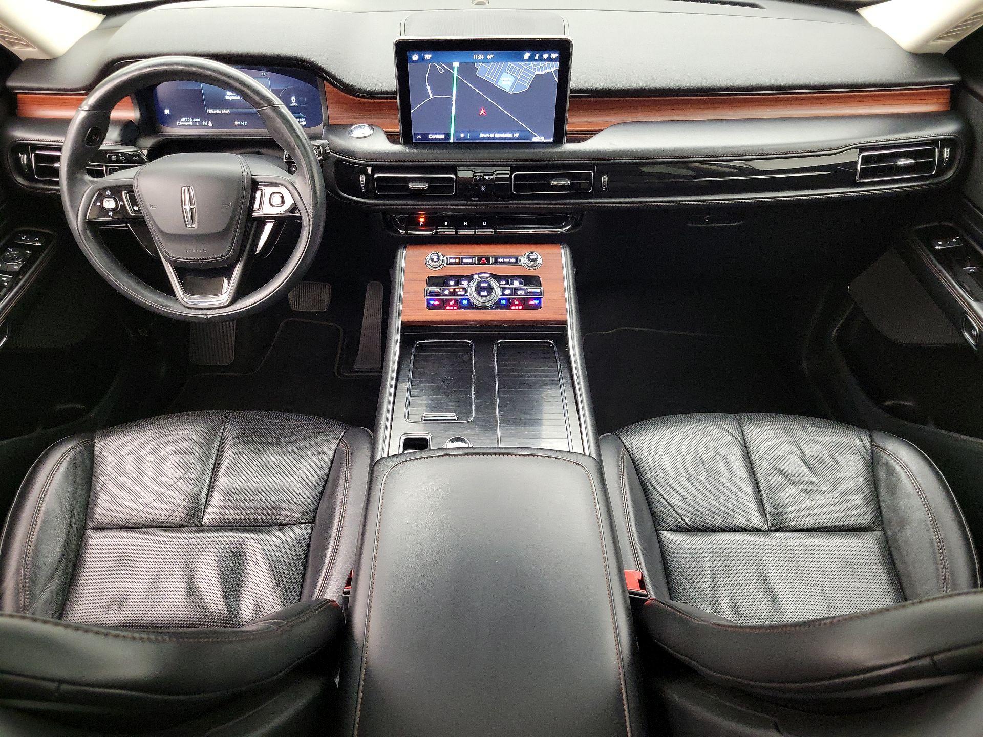 Thumbnail: 2021 Lincoln Aviator - 9