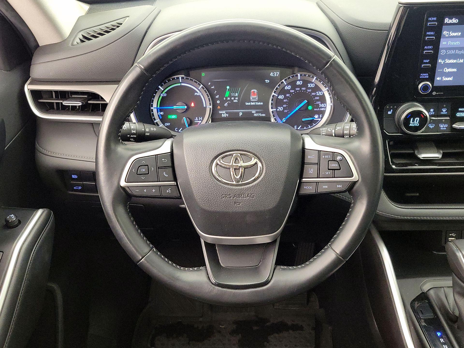 Thumbnail: 2022 Toyota Highlander - 10