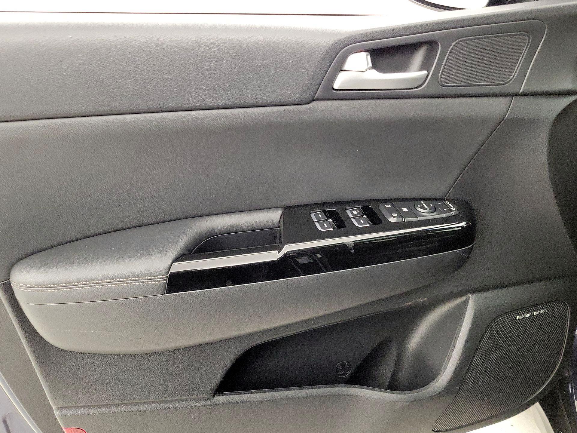 Thumbnail: 2019 Kia Sportage - 12