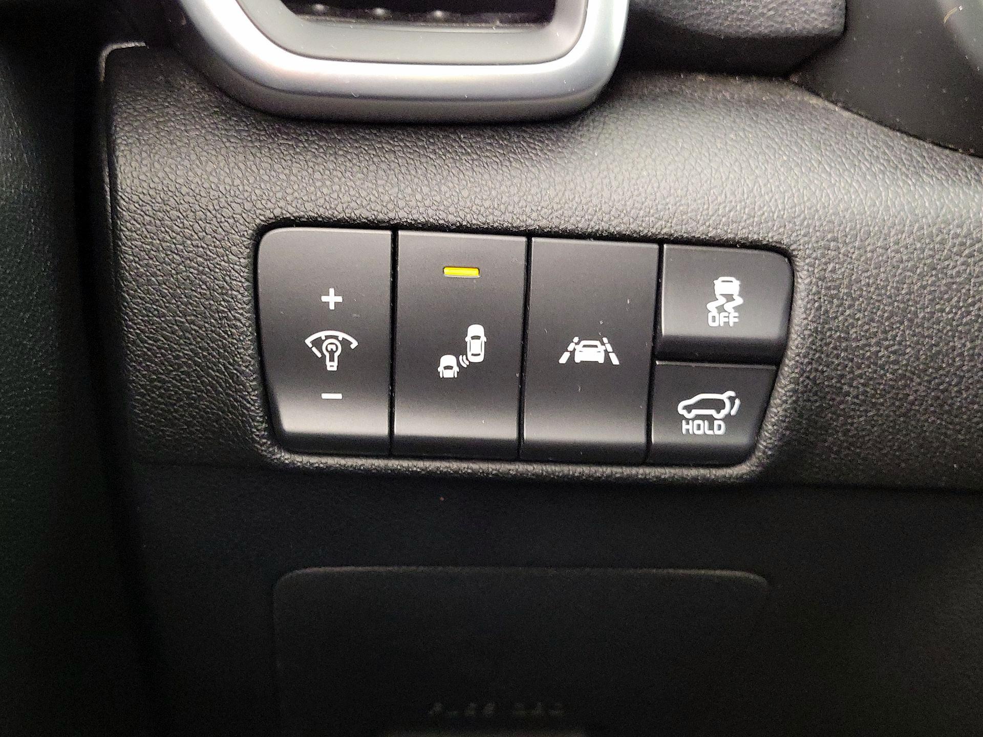 Thumbnail: 2019 Kia Sportage - 13