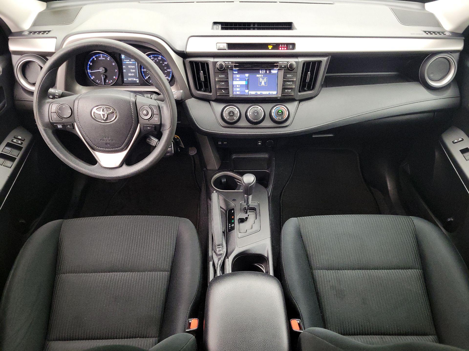 Thumbnail: 2017 Toyota RAV4 - 9