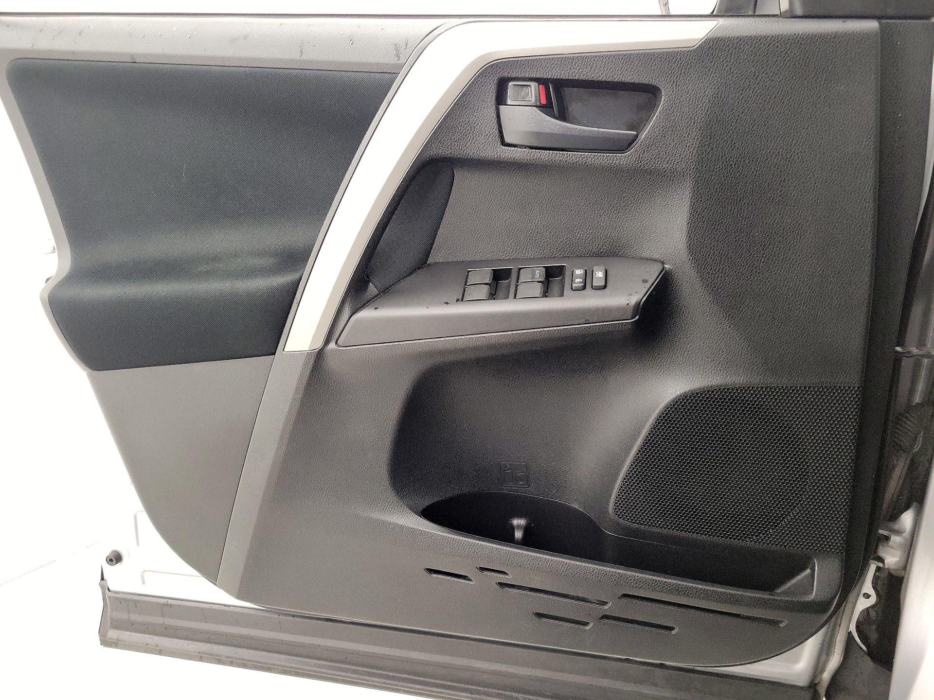 Thumbnail: 2017 Toyota RAV4 - 12