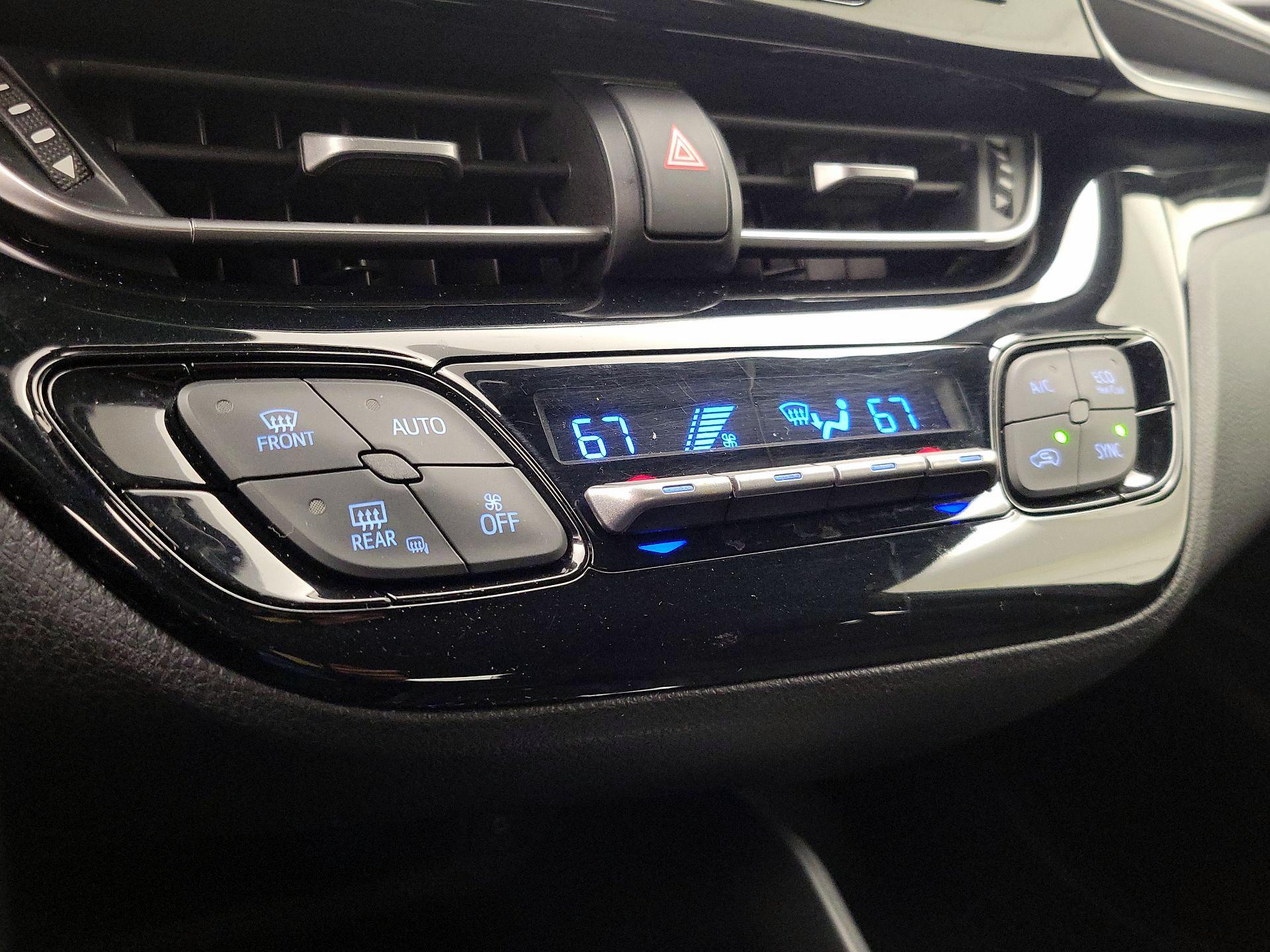 Thumbnail: 2018 Toyota C-HR - 16