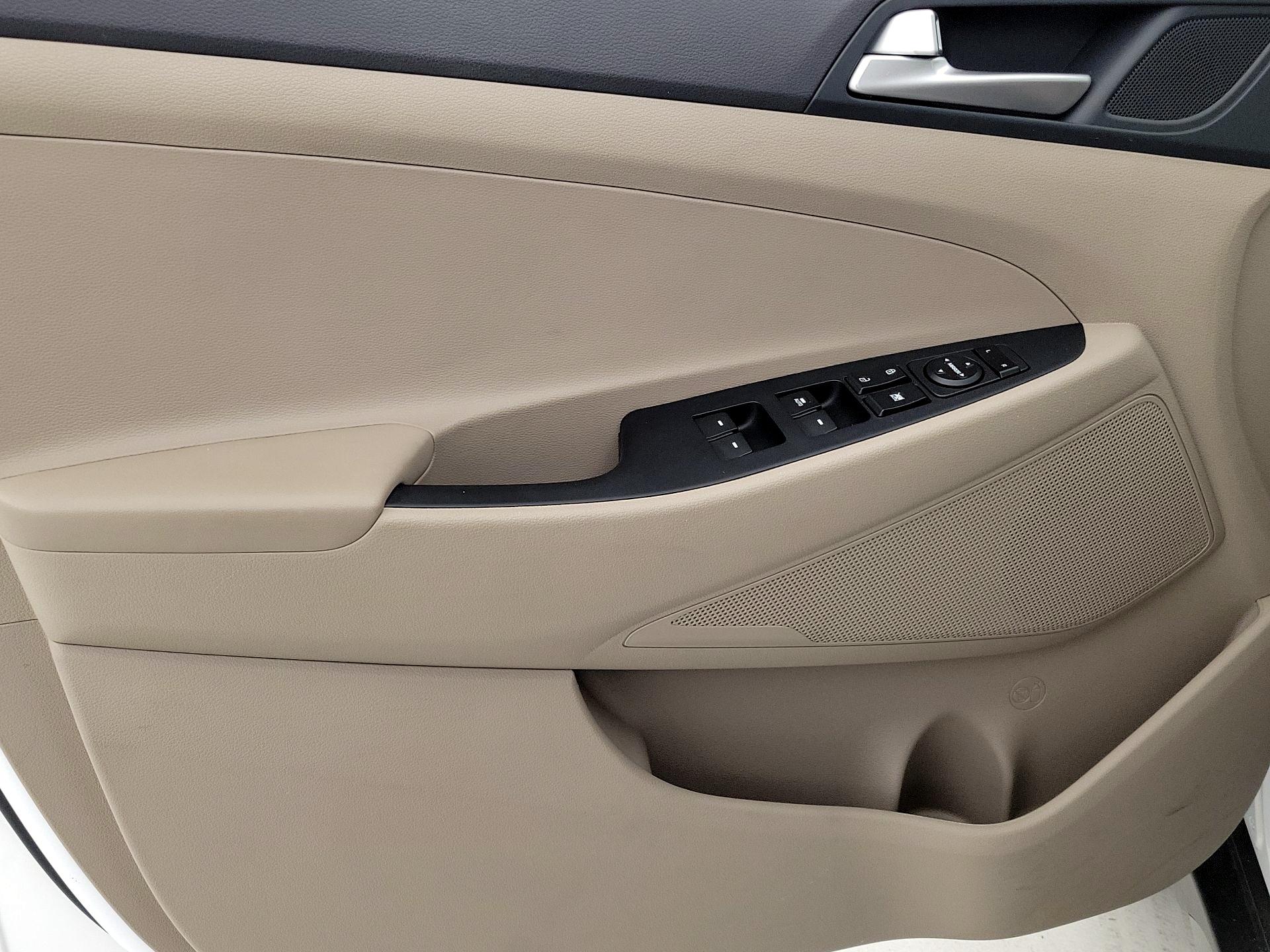 Thumbnail: 2021 Hyundai Tucson - 12