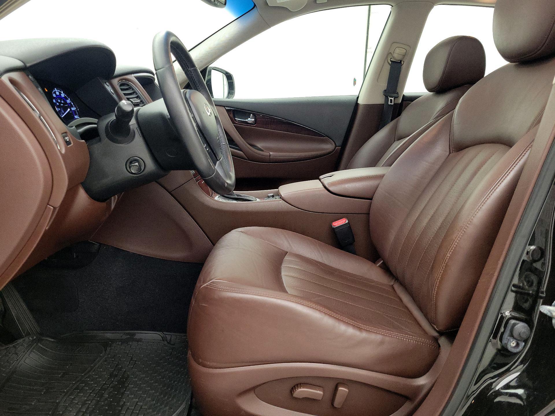 Thumbnail: 2017 INFINITI QX50 - 11