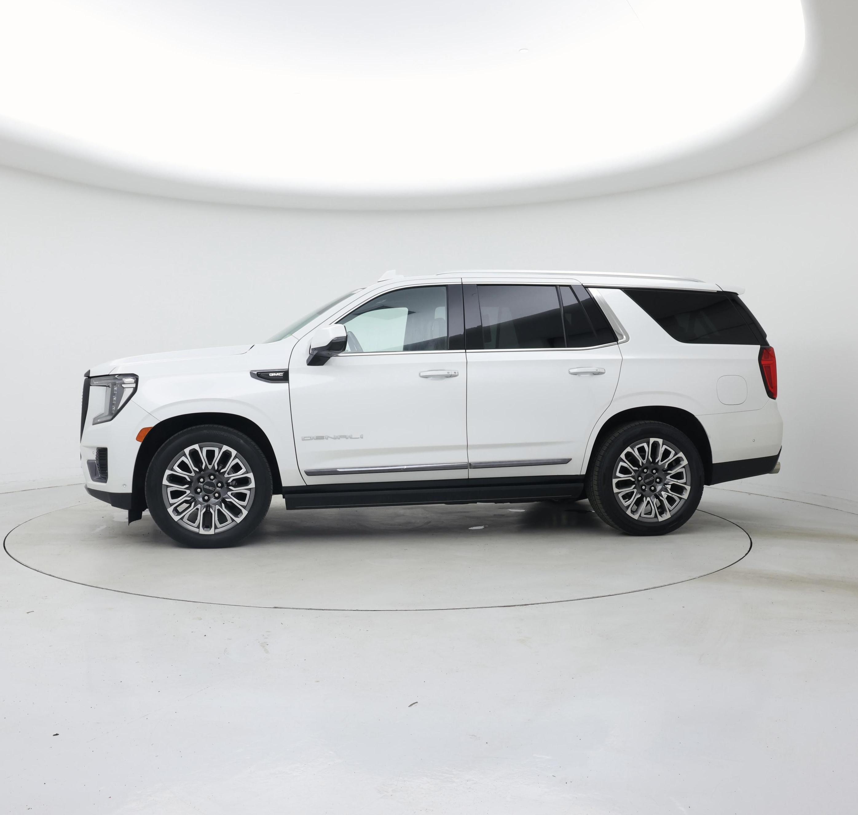 Thumbnail: 2023 GMC Yukon - 3