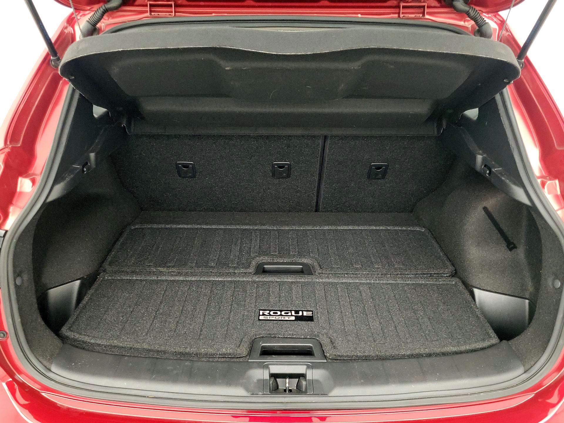 Thumbnail: 2019 Nissan Rogue Sport - 20